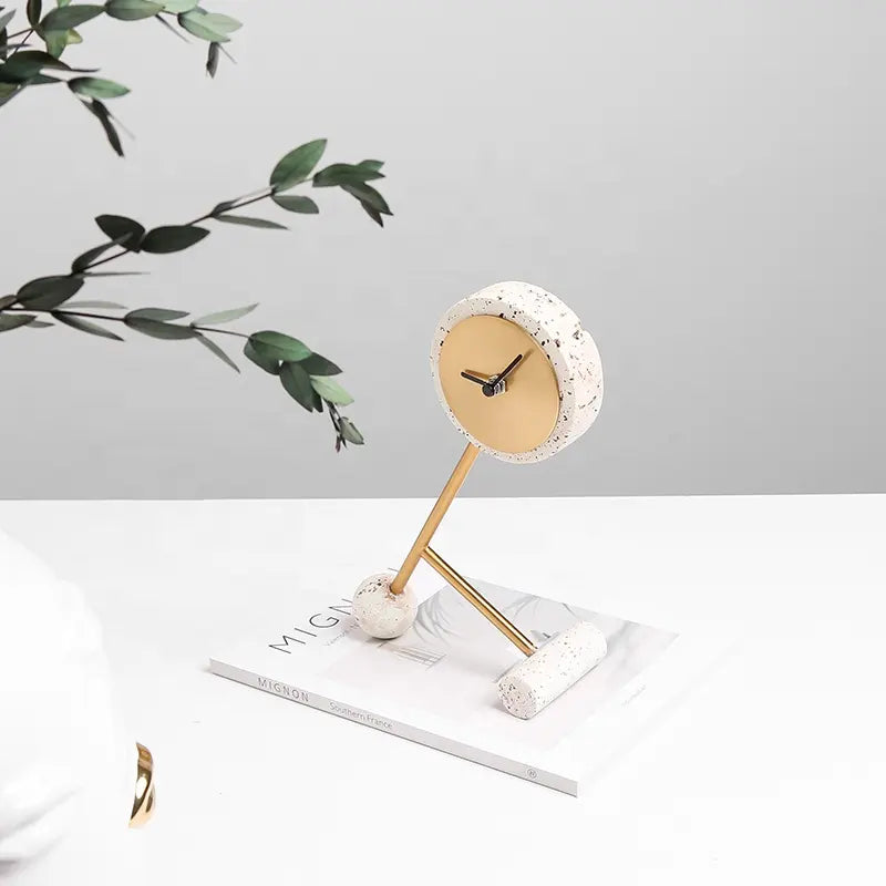 White Resin Clock With Gold Face FB-W22015A -  Clocks | ساعة من الراتنج الأبيض مع وجه ذهبي - ebarza Furniture UAE | Shop Modern Furniture in Abu Dhabi & Dubai - مفروشات ايبازرا في الامارات | تسوق اثاث عصري وديكورات مميزة في دبي وابوظبي