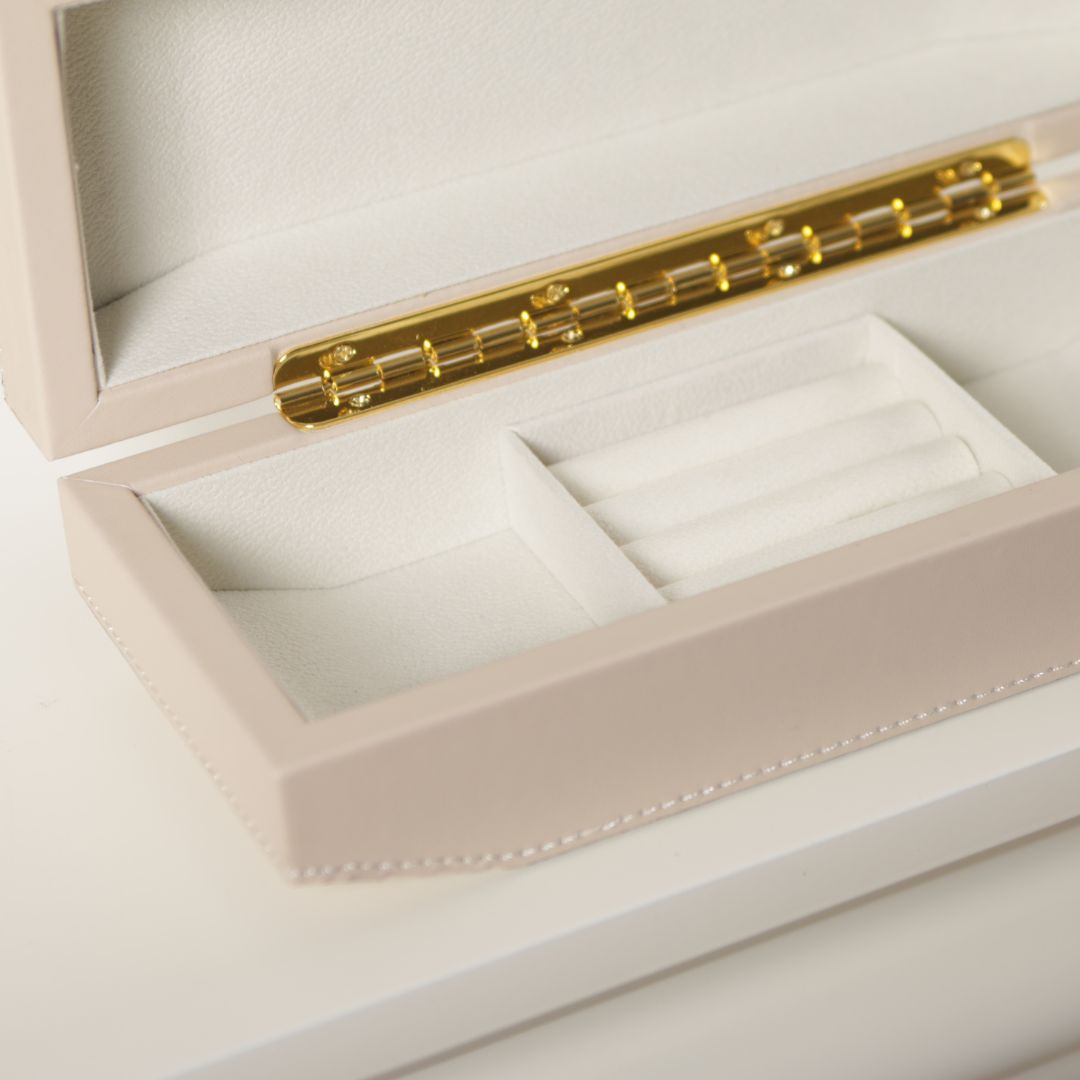 KD5022AL - طلب مسبق، توصيل خلال 15 يومًا، مجوهرات جلدية مفصلية