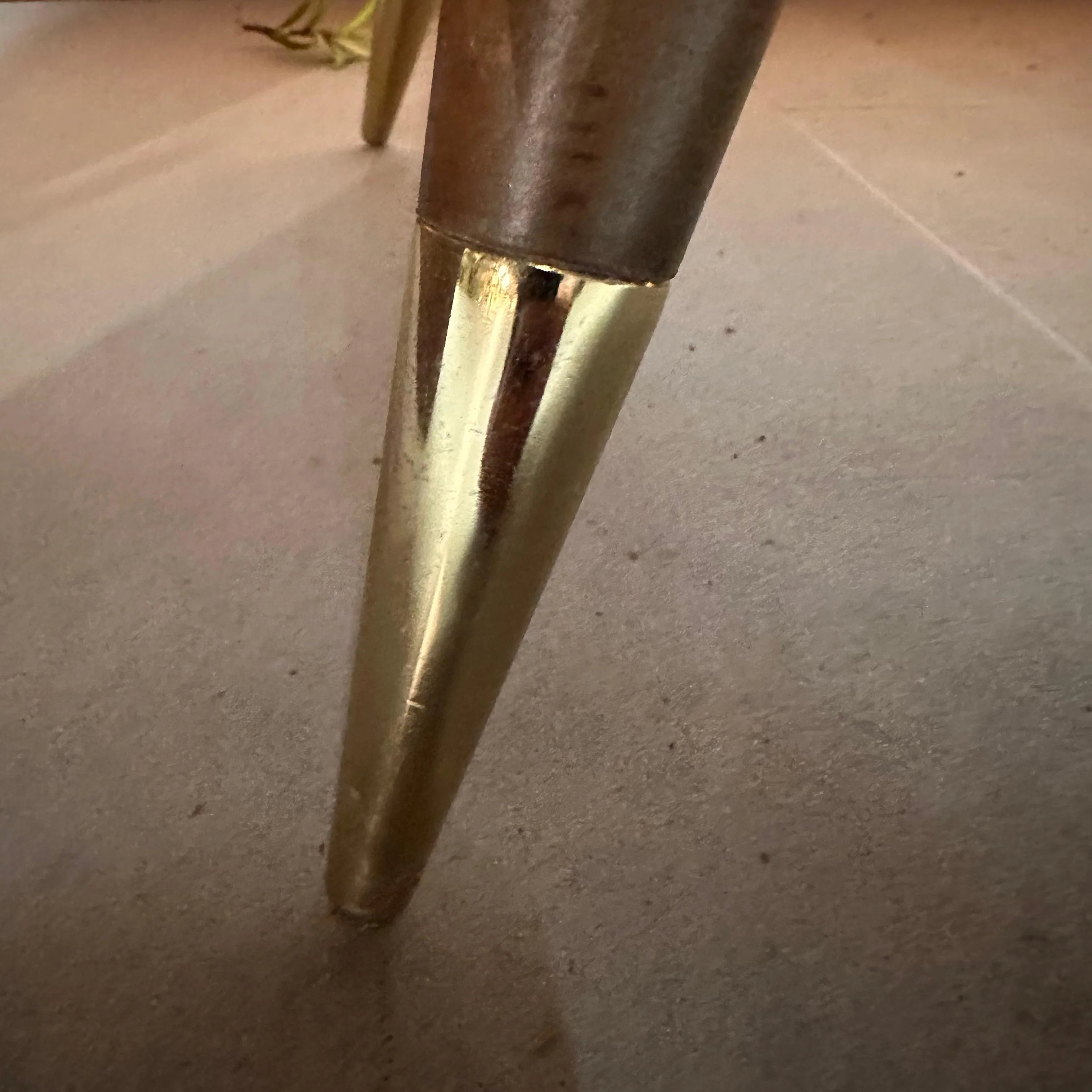 Display Item - Alvin Tv Unit  Alvin008 - YAS -  DISPLAY ITEM - ebarza Furniture UAE | Shop Modern Furniture in Abu Dhabi & Dubai - مفروشات ايبازرا في الامارات | تسوق اثاث عصري وديكورات مميزة في دبي وابوظبي