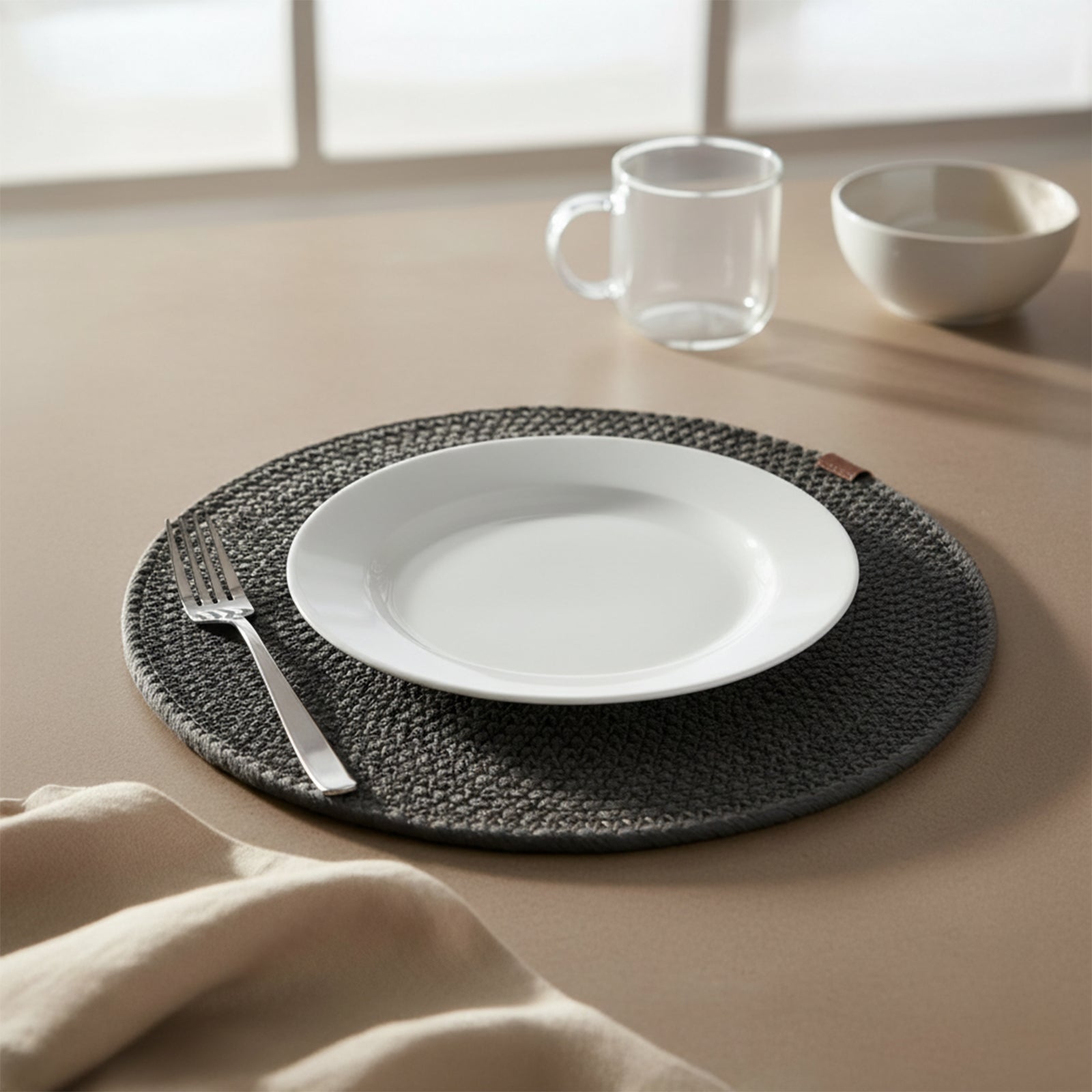 Matique Paper Placemat - Black - KXYO-2305/Black -  Placemats - ebarza Furniture UAE | Shop Modern Furniture in Abu Dhabi & Dubai - مفروشات ايبازرا في الامارات | تسوق اثاث عصري وديكورات مميزة في دبي وابوظبي