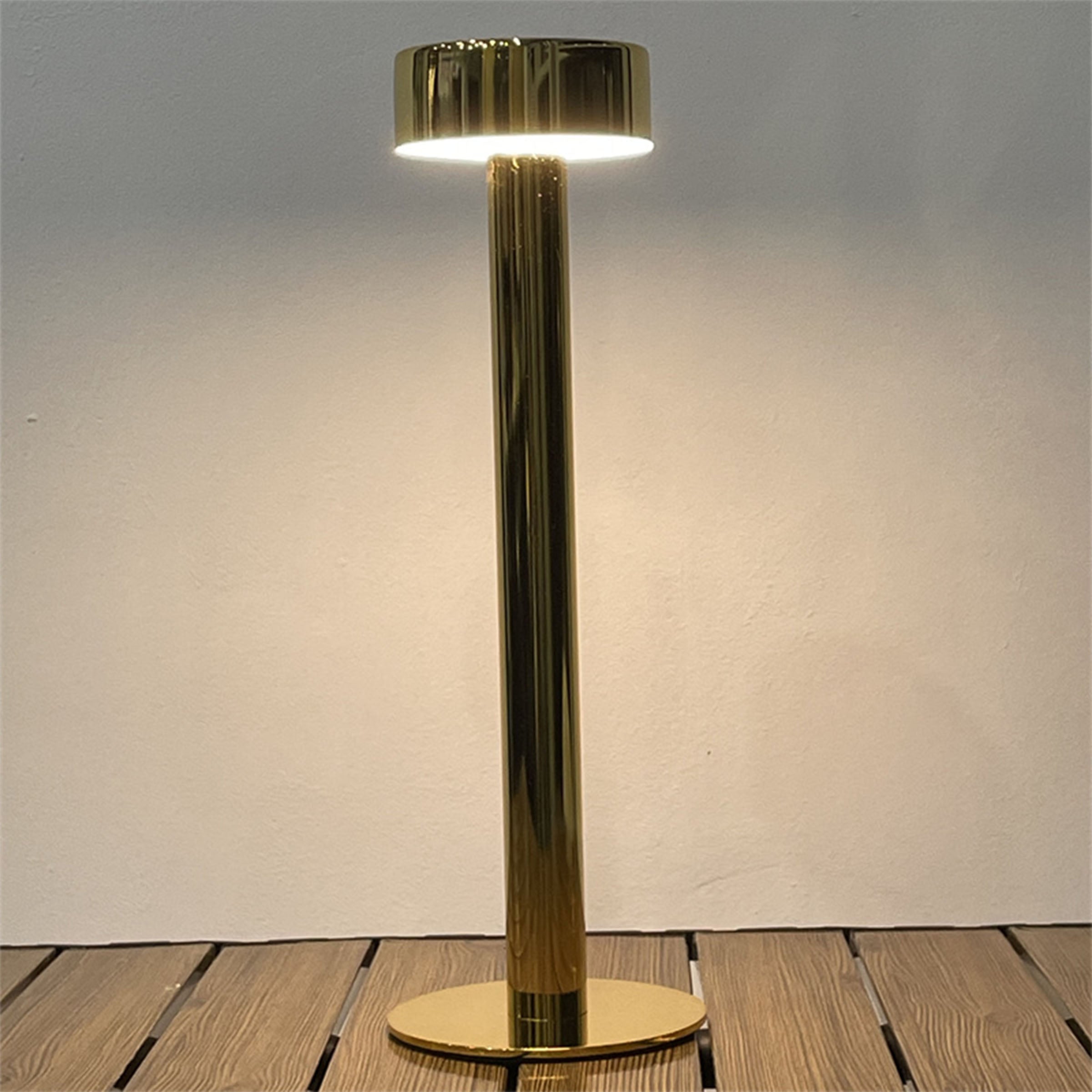 Night Light Table Lamp HTD-INL10611 -  Desk\table Lamps | مصباح طاولة بإضاءة ليلية - ebarza Furniture UAE | Shop Modern Furniture in Abu Dhabi & Dubai - مفروشات ايبازرا في الامارات | تسوق اثاث عصري وديكورات مميزة في دبي وابوظبي