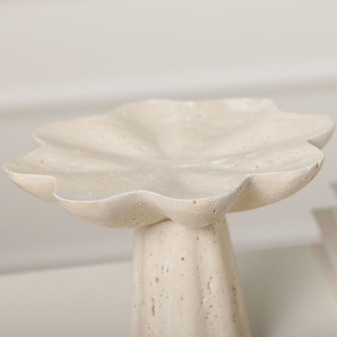 Pre-order 15 Days Delivery Petal-Shaped Marble Vase KC5046A