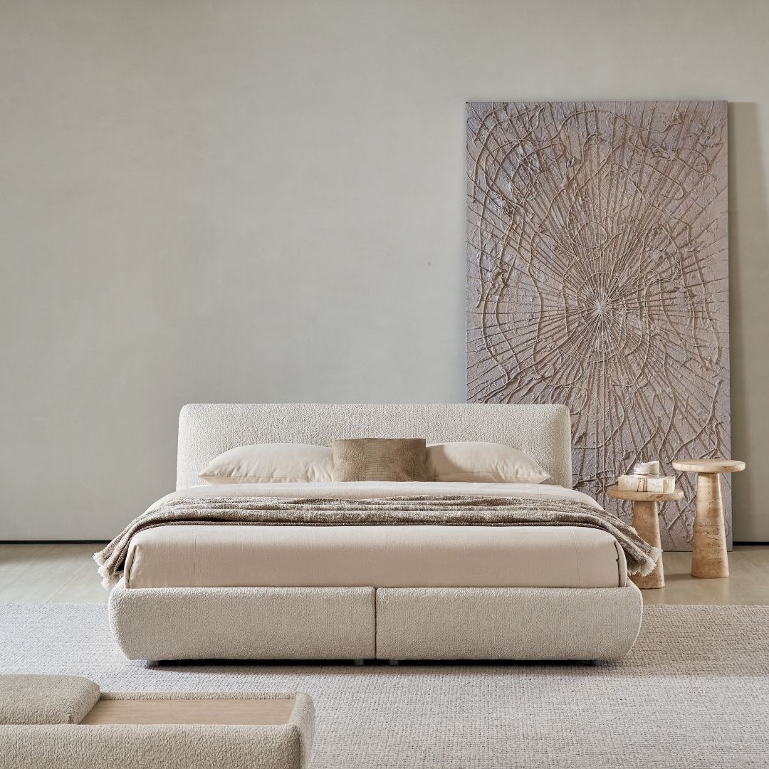 Pre-order 15 Days Delivery Pillar King Size Bed - MSTV-C010 -  Bedsteads - ebarza Furniture UAE | Shop Modern Furniture in Abu Dhabi & Dubai - مفروشات ايبازرا في الامارات | تسوق اثاث عصري وديكورات مميزة في دبي وابوظبي