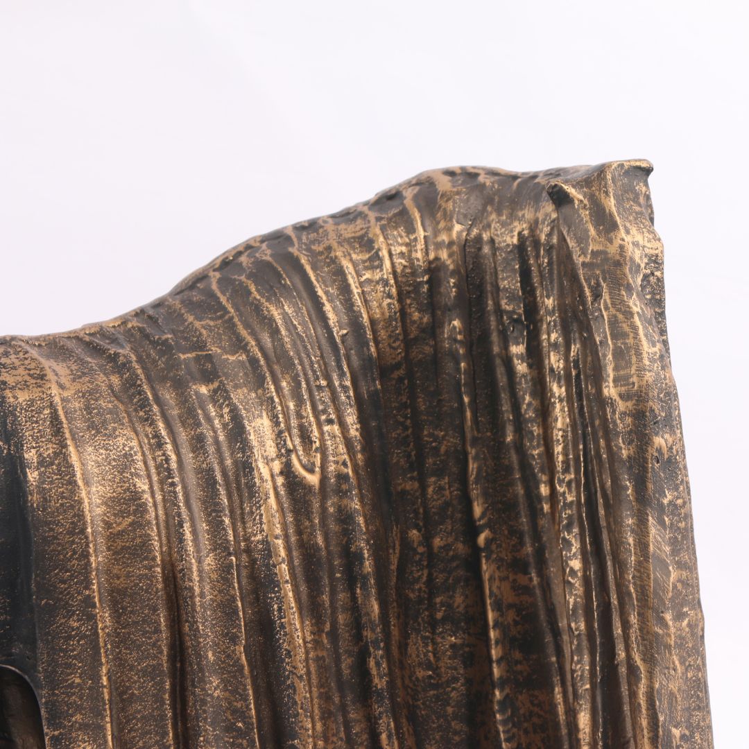 Pre-order 15 Days Delivery Veiled Horse Sculpture KA5104 -  Home Decor Figurines - ebarza Furniture UAE | Shop Modern Furniture in Abu Dhabi & Dubai - مفروشات ايبازرا في الامارات | تسوق اثاث عصري وديكورات مميزة في دبي وابوظبي