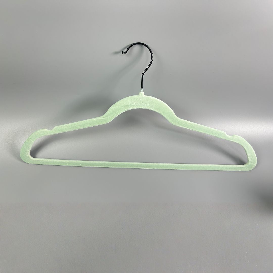 Pre-order 75 Days Delivery Set of 5 Velvet Plastic Hanger - LVPH01 - Light Blue