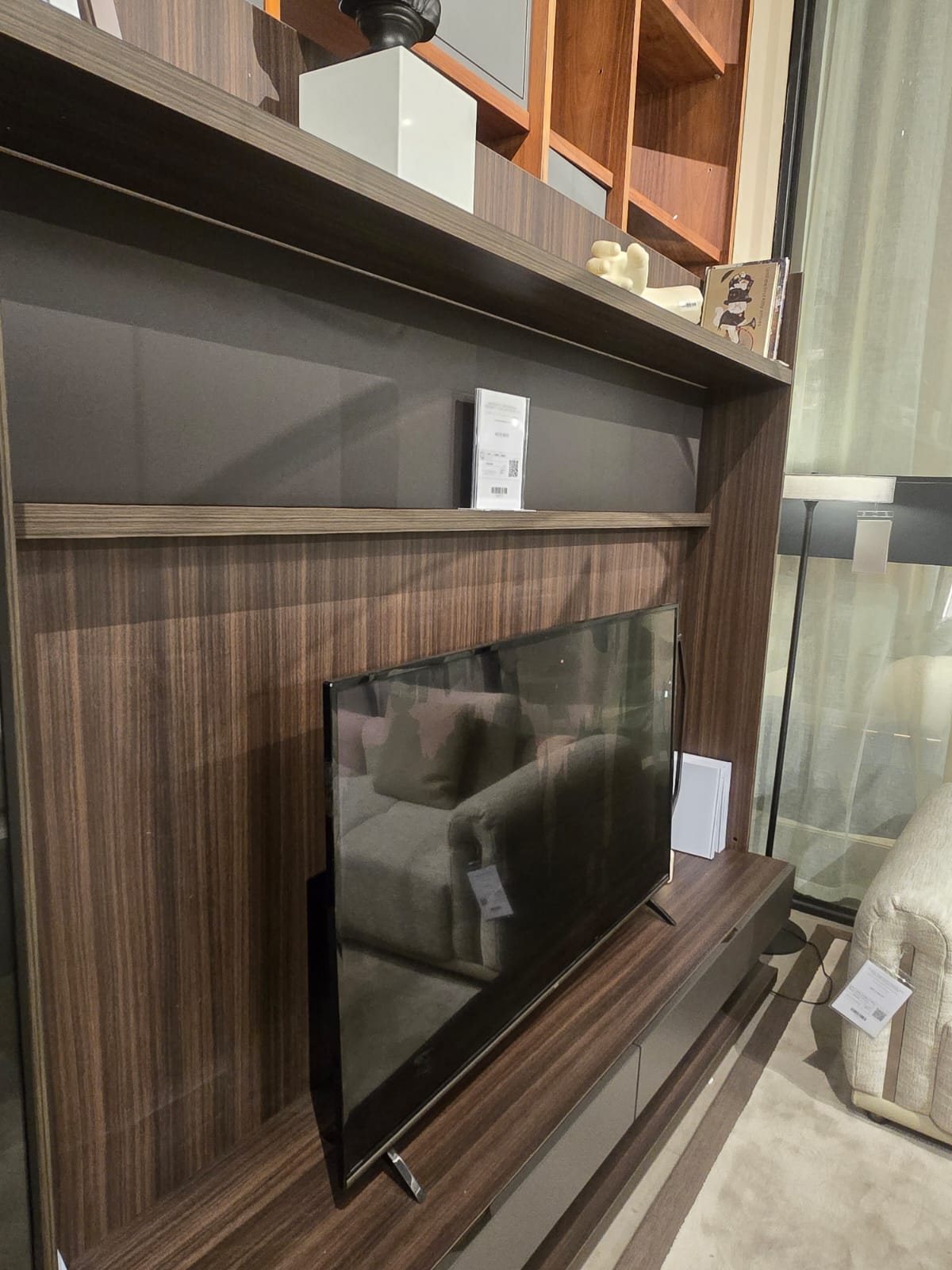 Display Item  Lipa Middle T.V Block Module  - Modular TV / Wall Unit  YOLIPA-TVB - NAKHEEL -  DISPLAY ITEM - ebarza Furniture UAE | Shop Modern Furniture in Abu Dhabi & Dubai - مفروشات ايبازرا في الامارات | تسوق اثاث عصري وديكورات مميزة في دبي وابوظبي