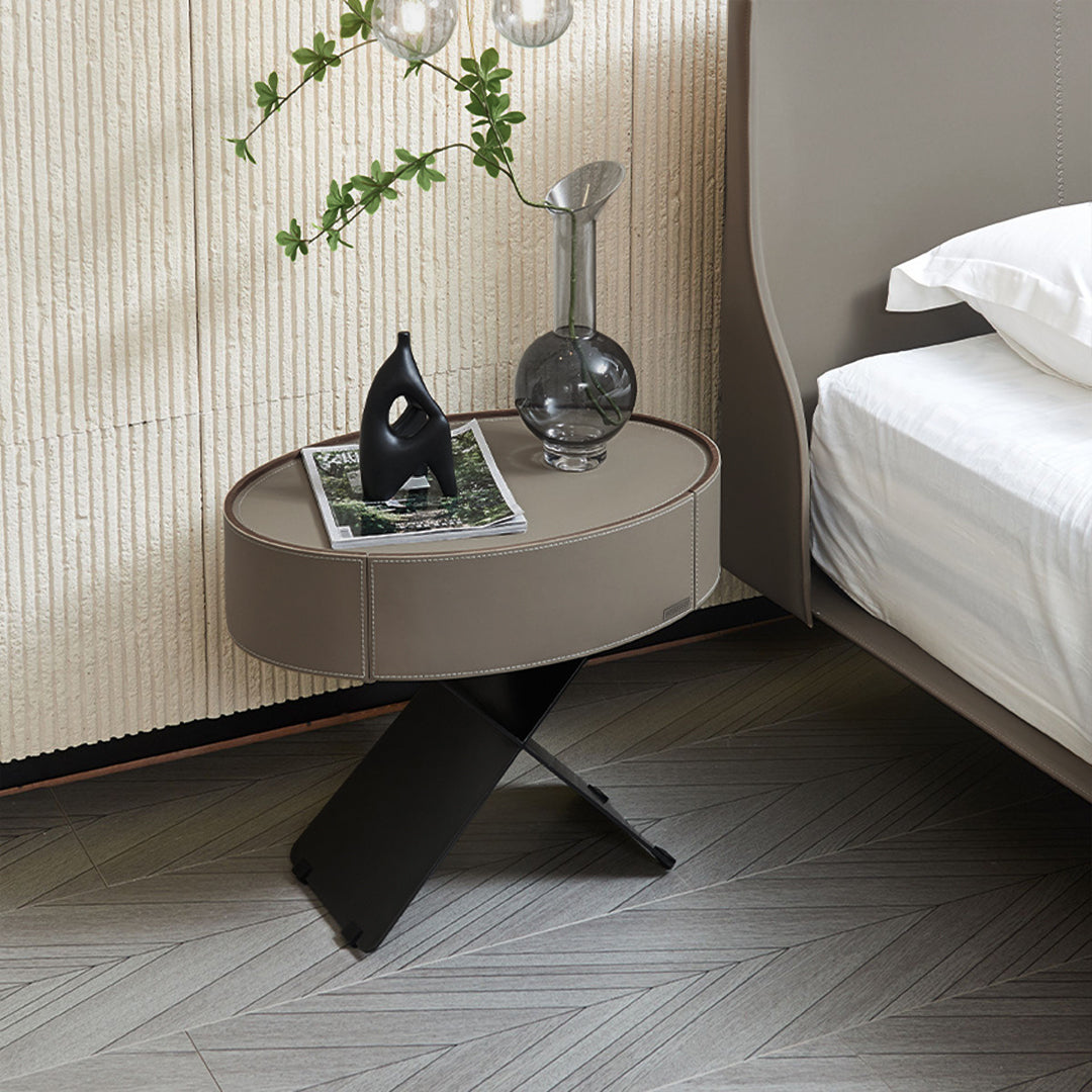 XO Saddle Leather Side Table MLL-T66 -  Side Tables - ebarza Furniture UAE | Shop Modern Furniture in Abu Dhabi & Dubai - مفروشات ايبازرا في الامارات | تسوق اثاث عصري وديكورات مميزة في دبي وابوظبي