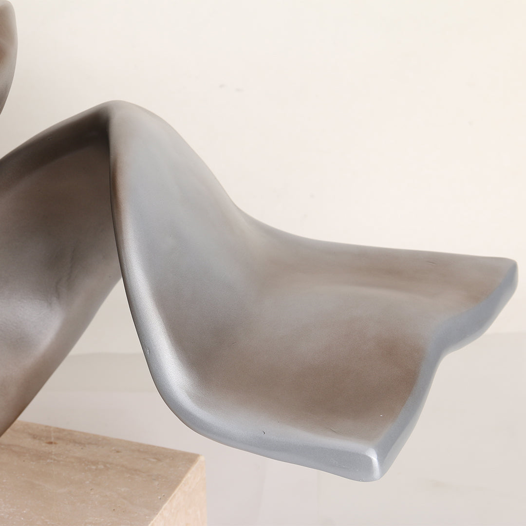 Abstract sculpture KA3114A by BEACON home decor figurine, modern artistic metal sculpture for interior decoration.