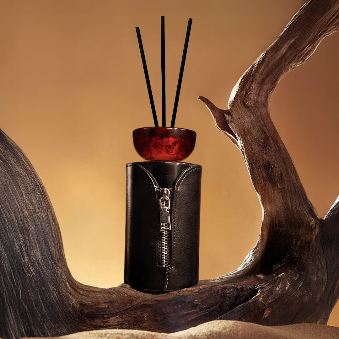 Abudhabi Sunrise - Fancy - ONLY DARK- BLACK 200ml Diffuser Bottle With Leather Cover ebarza vipes MS.QN2215 -  Stick Diffusers - ebarza Furniture UAE | Shop Modern Furniture in Abu Dhabi & Dubai - مفروشات ايبازرا في الامارات | تسوق اثاث عصري وديكورات مميزة في دبي وابوظبي