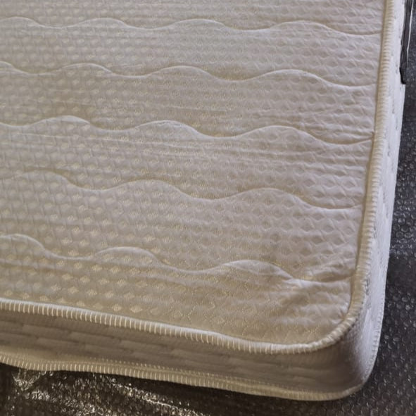 As-is 160x200 cm Indivani Concord Queen Mattress display showing soft fabric cover and plush surface.