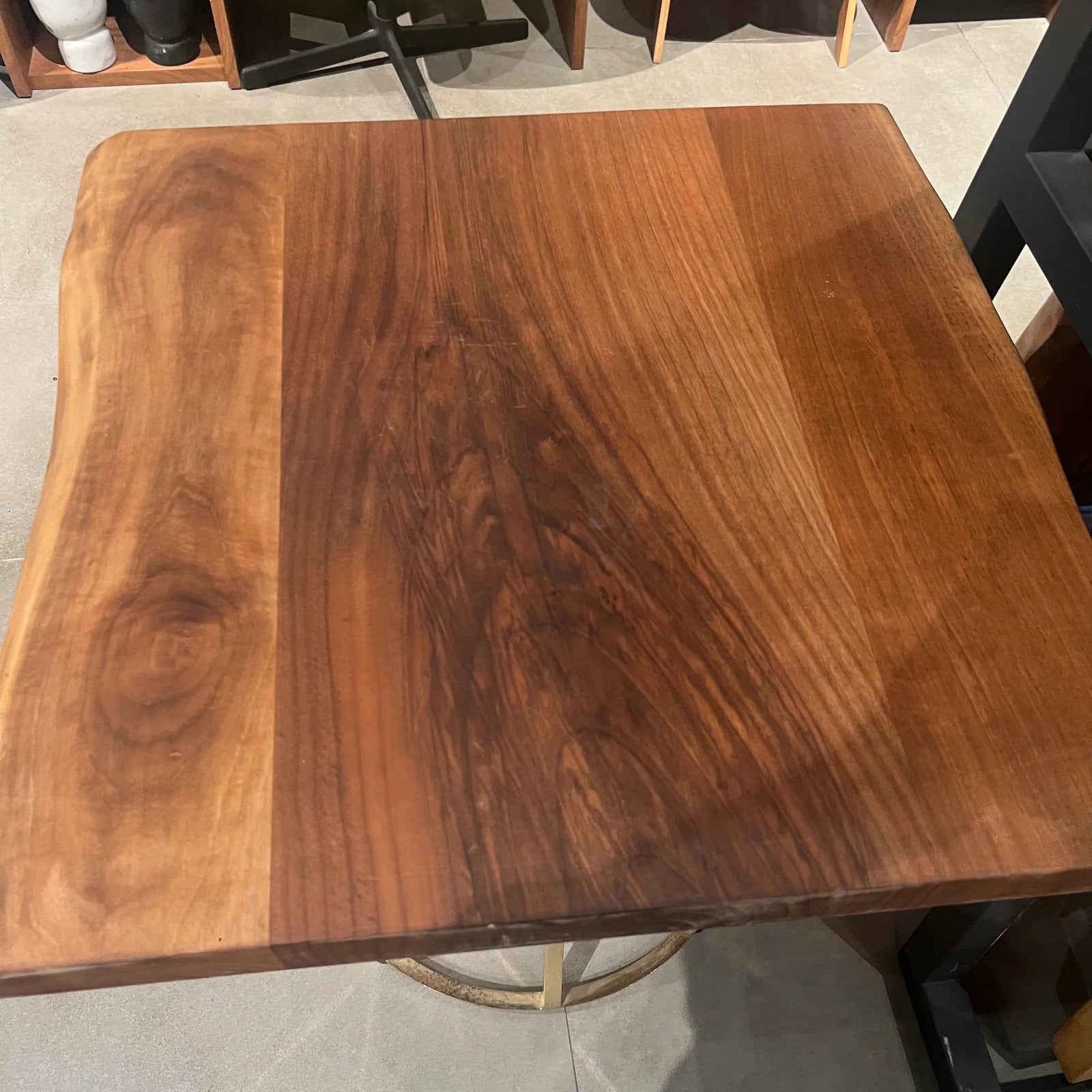 Live edge 70x70 cm dining table top by SANCREA, display item with natural wood grain and live edge detail.