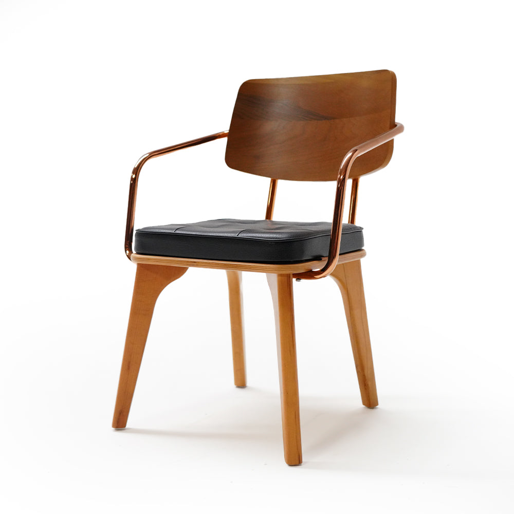AS IS  Altos Chair Altos001 -  DISPLAY ITEM - ebarza Furniture UAE | Shop Modern Furniture in Abu Dhabi & Dubai - مفروشات ايبازرا في الامارات | تسوق اثاث عصري وديكورات مميزة في دبي وابوظبي