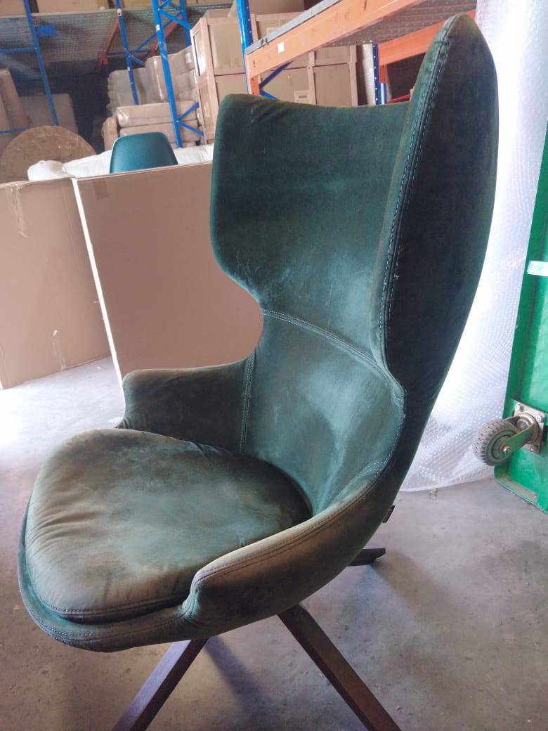 As Is Biel  Lounge Chair Lc031W -  DISPLAY ITEM - ebarza Furniture UAE | Shop Modern Furniture in Abu Dhabi & Dubai - مفروشات ايبازرا في الامارات | تسوق اثاث عصري وديكورات مميزة في دبي وابوظبي