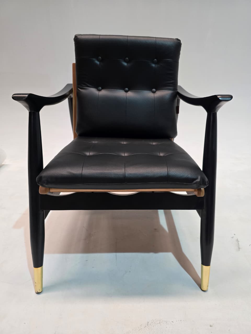 AS IS - Bonna Armchair Bonna-Glory901 -  DISPLAY ITEM - ebarza Furniture UAE | Shop Modern Furniture in Abu Dhabi & Dubai - مفروشات ايبازرا في الامارات | تسوق اثاث عصري وديكورات مميزة في دبي وابوظبي