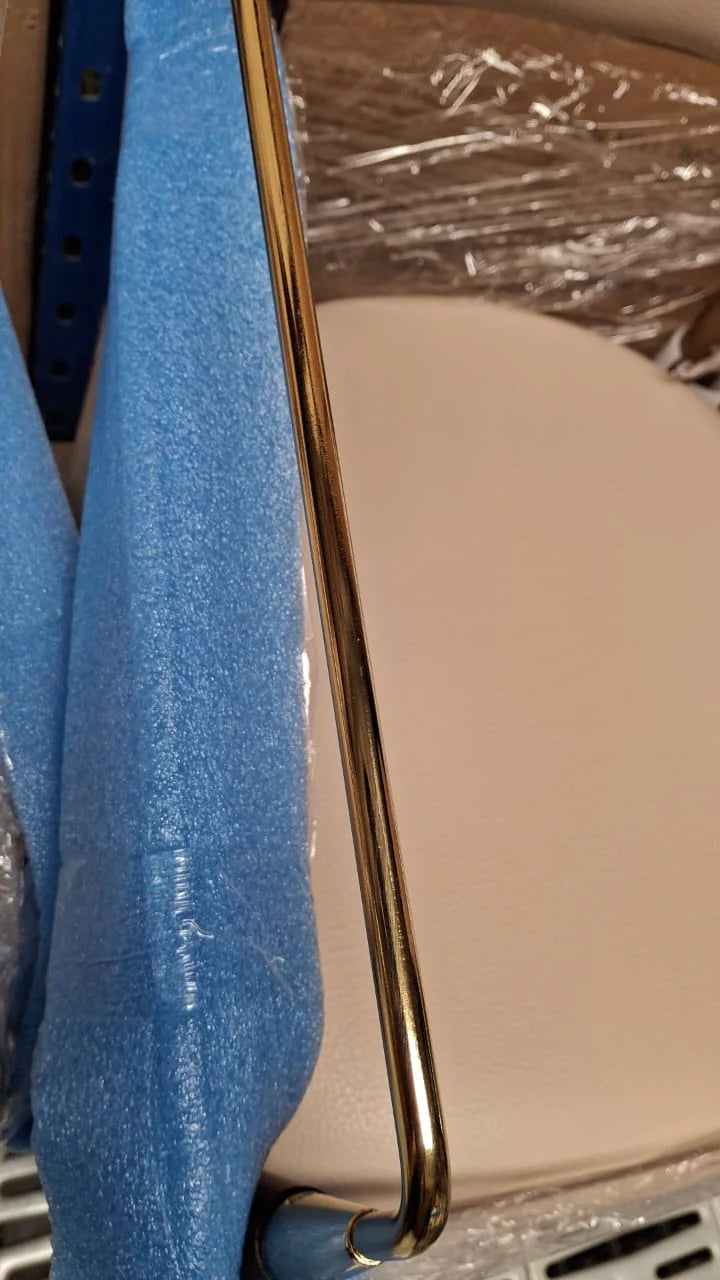As is - Monet Leather Chair Mon001-Beige -  DISPLAY ITEM - ebarza Furniture UAE | Shop Modern Furniture in Abu Dhabi & Dubai - مفروشات ايبازرا في الامارات | تسوق اثاث عصري وديكورات مميزة في دبي وابوظبي