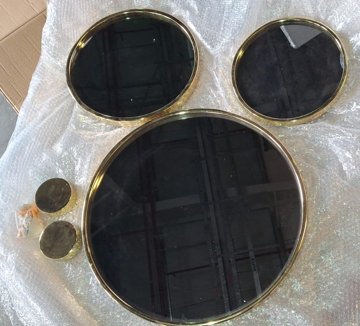 As Is - Phantom Set Of 3 Mirrors Phantom-Mirror -  DISPLAY ITEM - ebarza Furniture UAE | Shop Modern Furniture in Abu Dhabi & Dubai - مفروشات ايبازرا في الامارات | تسوق اثاث عصري وديكورات مميزة في دبي وابوظبي