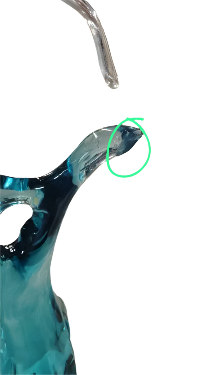 AS IS - Transparent Resin SCULPTURE - BJ20230017 -  DISPLAY ITEM - ebarza Furniture UAE | Shop Modern Furniture in Abu Dhabi & Dubai - مفروشات ايبازرا في الامارات | تسوق اثاث عصري وديكورات مميزة في دبي وابوظبي