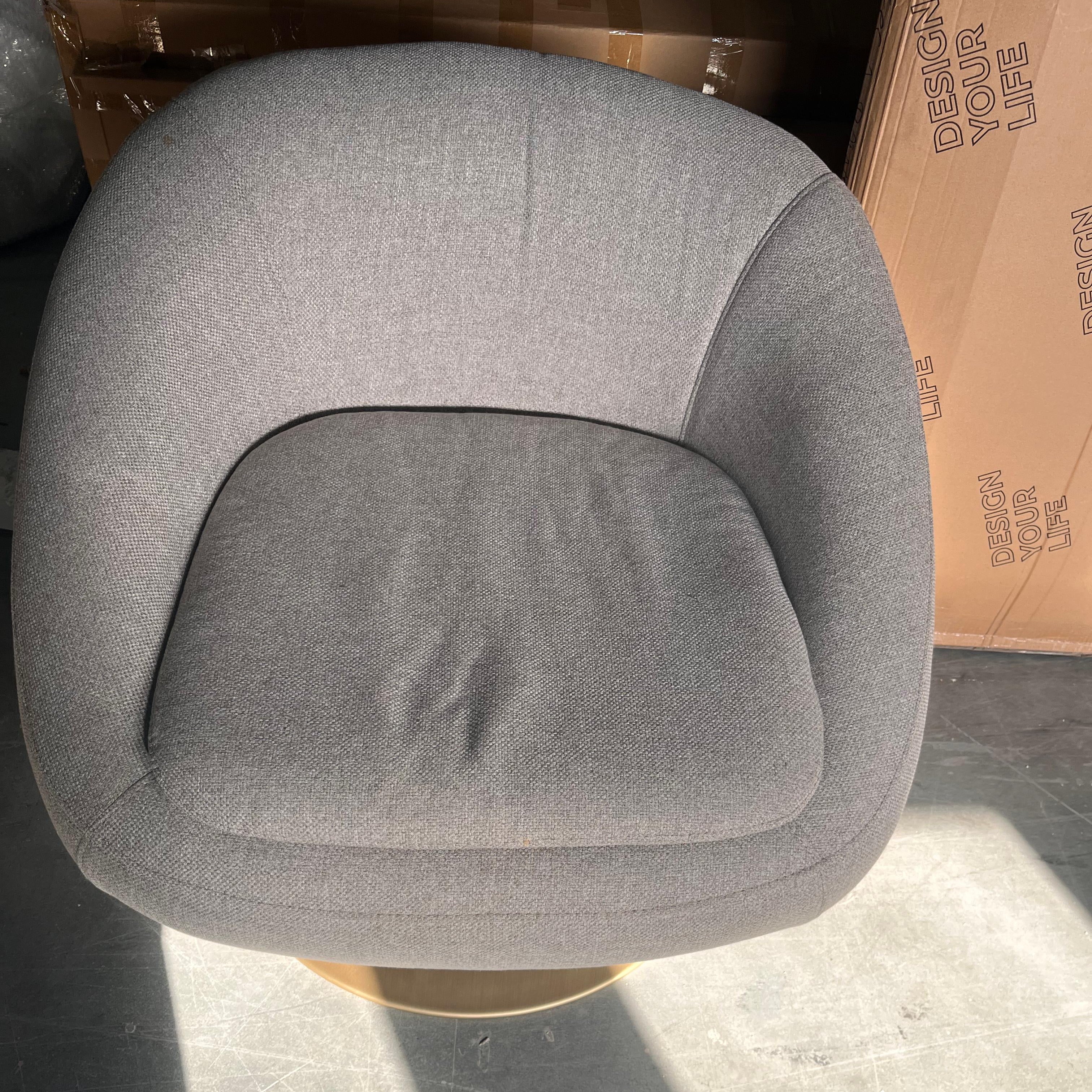 AS IS - Wagon Lounge Chair Orxwgn-Lc -  DISPLAY ITEM - ebarza Furniture UAE | Shop Modern Furniture in Abu Dhabi & Dubai - مفروشات ايبازرا في الامارات | تسوق اثاث عصري وديكورات مميزة في دبي وابوظبي