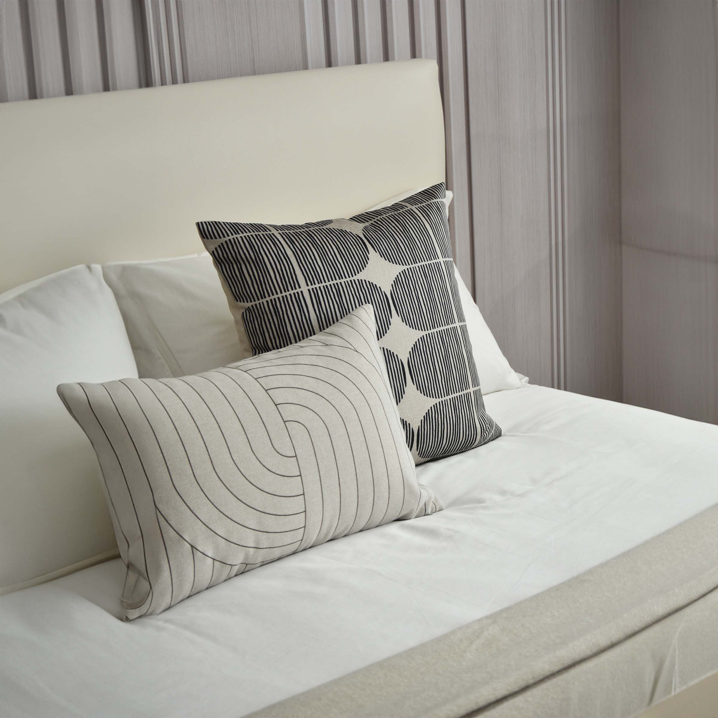 Aurther Full Bedding Set EBB030 -  Bedding - ebarza Furniture UAE | Shop Modern Furniture in Abu Dhabi & Dubai - مفروشات ايبازرا في الامارات | تسوق اثاث عصري وديكورات مميزة في دبي وابوظبي