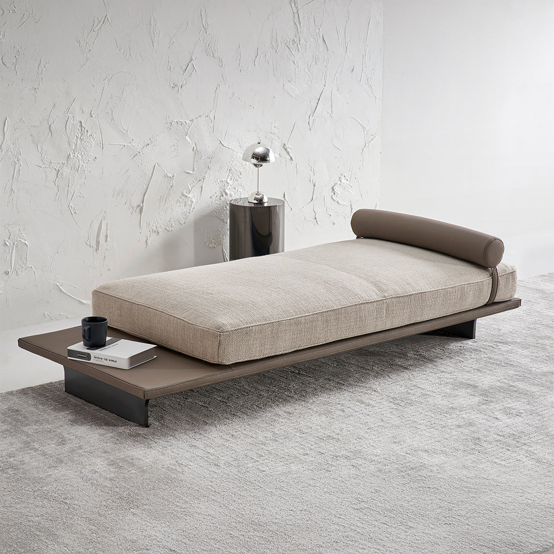 Avenor Chaise - SF091-Chasis -  Sofas - ebarza Furniture UAE | Shop Modern Furniture in Abu Dhabi & Dubai - مفروشات ايبازرا في الامارات | تسوق اثاث عصري وديكورات مميزة في دبي وابوظبي