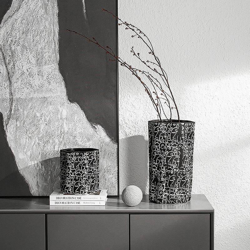 Black & White Hand-Drawn Ceramic Vase-A  Fa-D21051A -  Vases | مزهرية سيراميك مرسومة باليد بالأبيض والأسود - ebarza Furniture UAE | Shop Modern Furniture in Abu Dhabi & Dubai - مفروشات ايبازرا في الامارات | تسوق اثاث عصري وديكورات مميزة في دبي وابوظبي