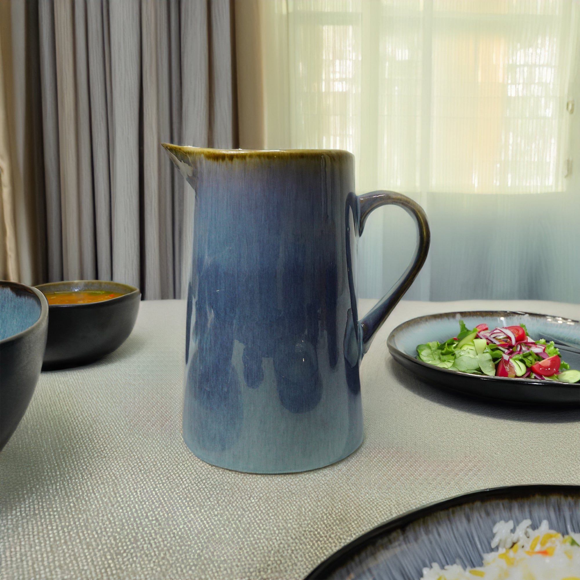 Blue Wave Jug in black and blue, BEACON drinkware with a sleek wave design, perfect for serving beverages.
