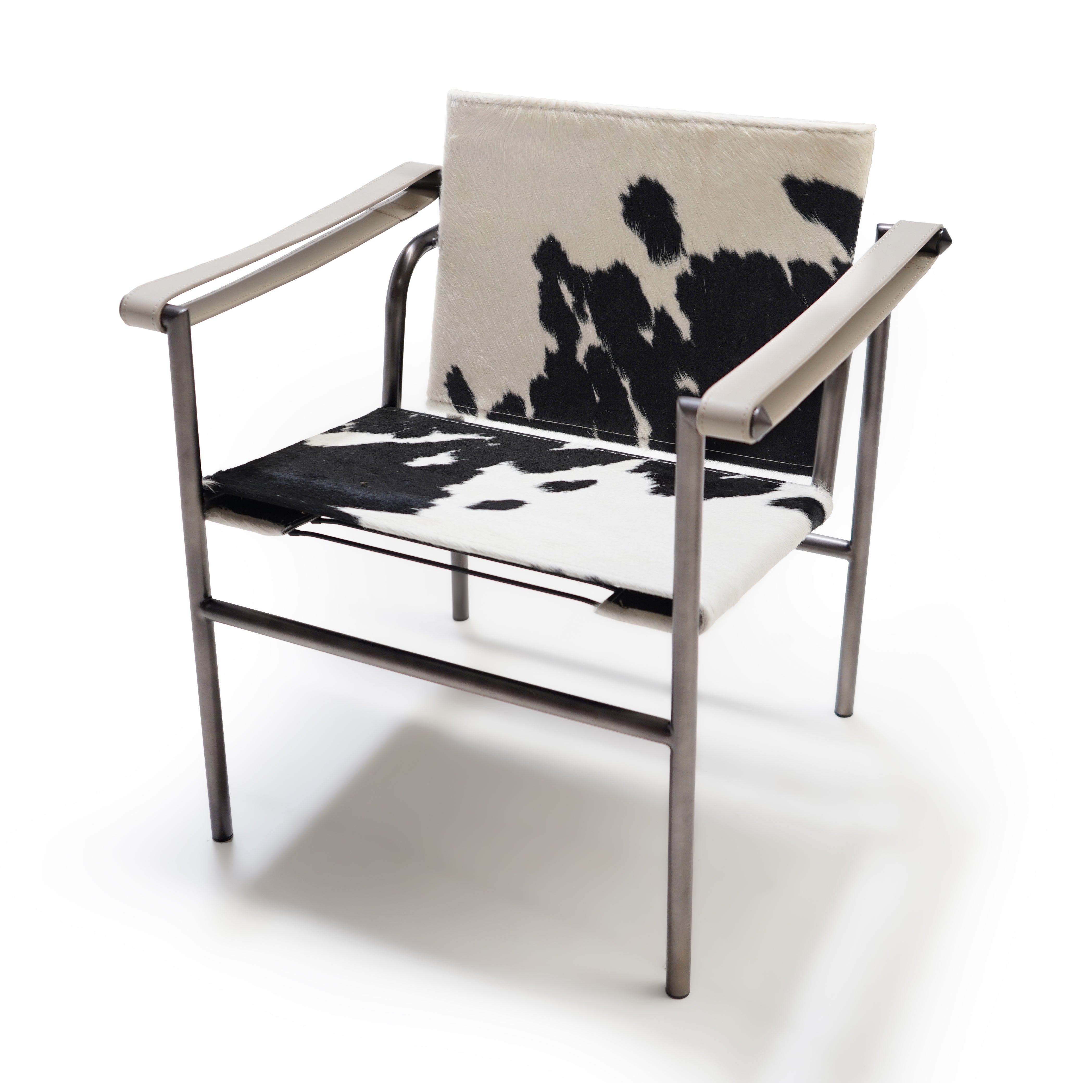 Classic Lounge Chair With Adjustable Back CC213 -  Lounge Chairs - ebarza Furniture UAE | Shop Modern Furniture in Abu Dhabi & Dubai - مفروشات ايبازرا في الامارات | تسوق اثاث عصري وديكورات مميزة في دبي وابوظبي