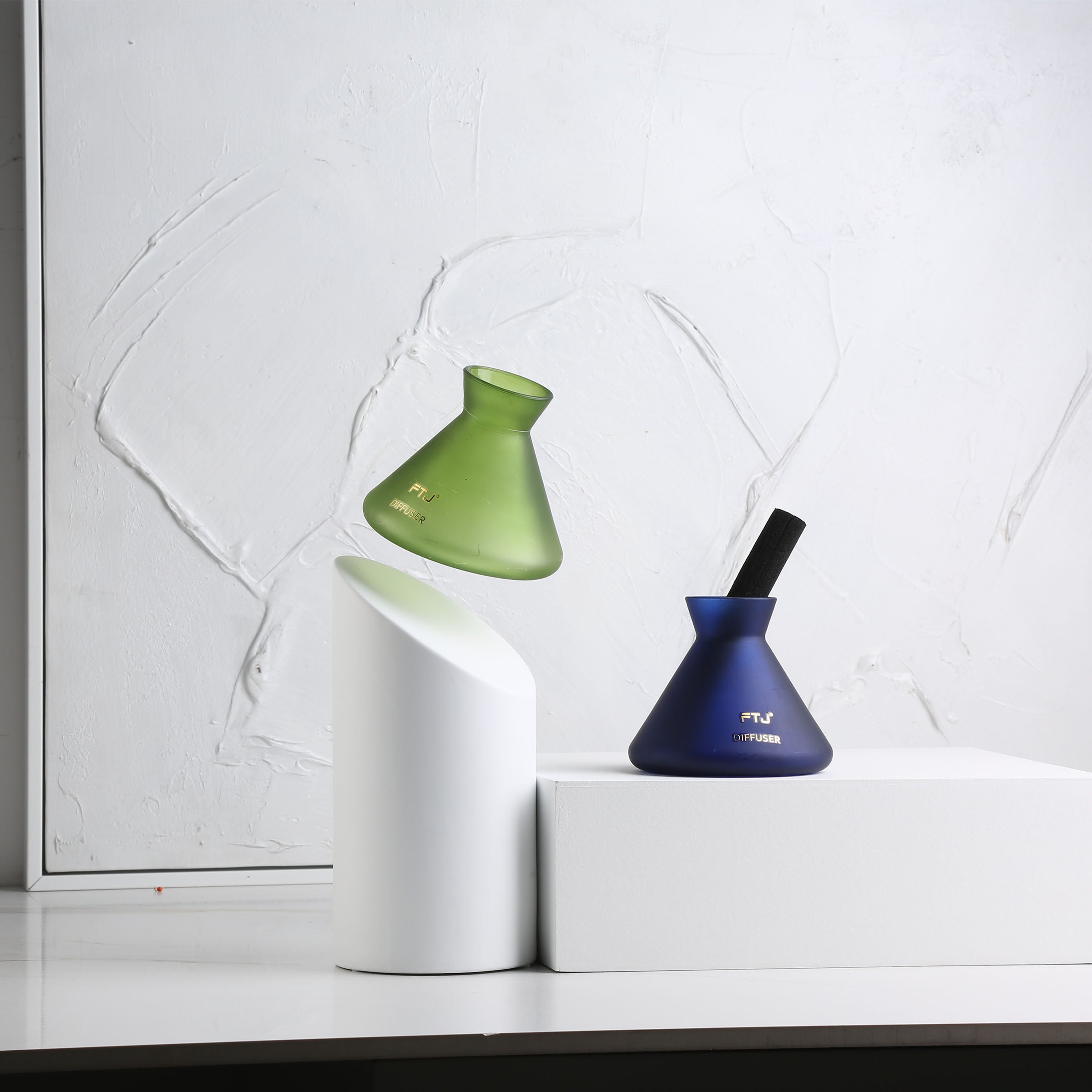 Colorful series- frosted black FD-FTJ036 -  Stick Diffusers - ebarza Furniture UAE | Shop Modern Furniture in Abu Dhabi & Dubai - مفروشات ايبازرا في الامارات | تسوق اثاث عصري وديكورات مميزة في دبي وابوظبي