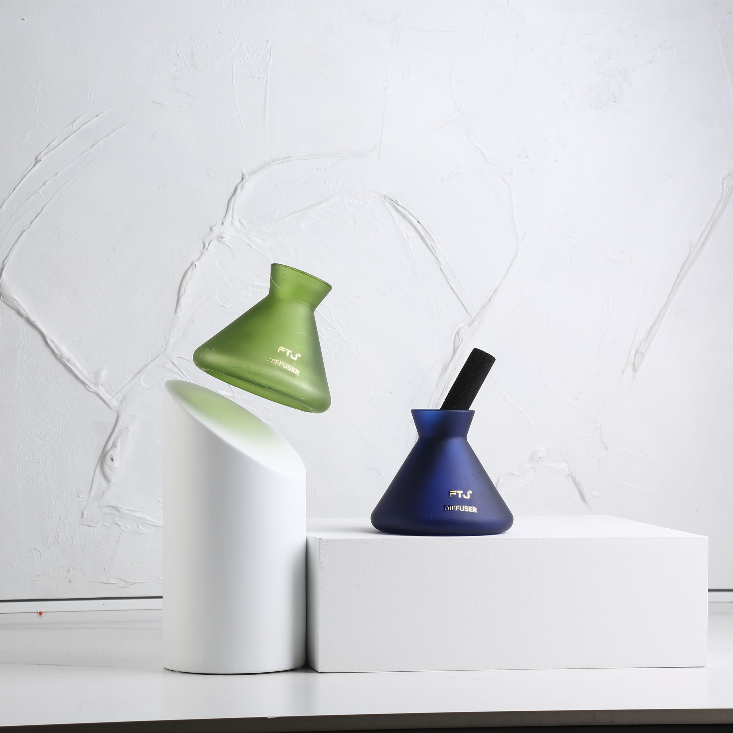 Colorful series- frosted green FD-FTJ039 -  Stick Diffusers - ebarza Furniture UAE | Shop Modern Furniture in Abu Dhabi & Dubai - مفروشات ايبازرا في الامارات | تسوق اثاث عصري وديكورات مميزة في دبي وابوظبي