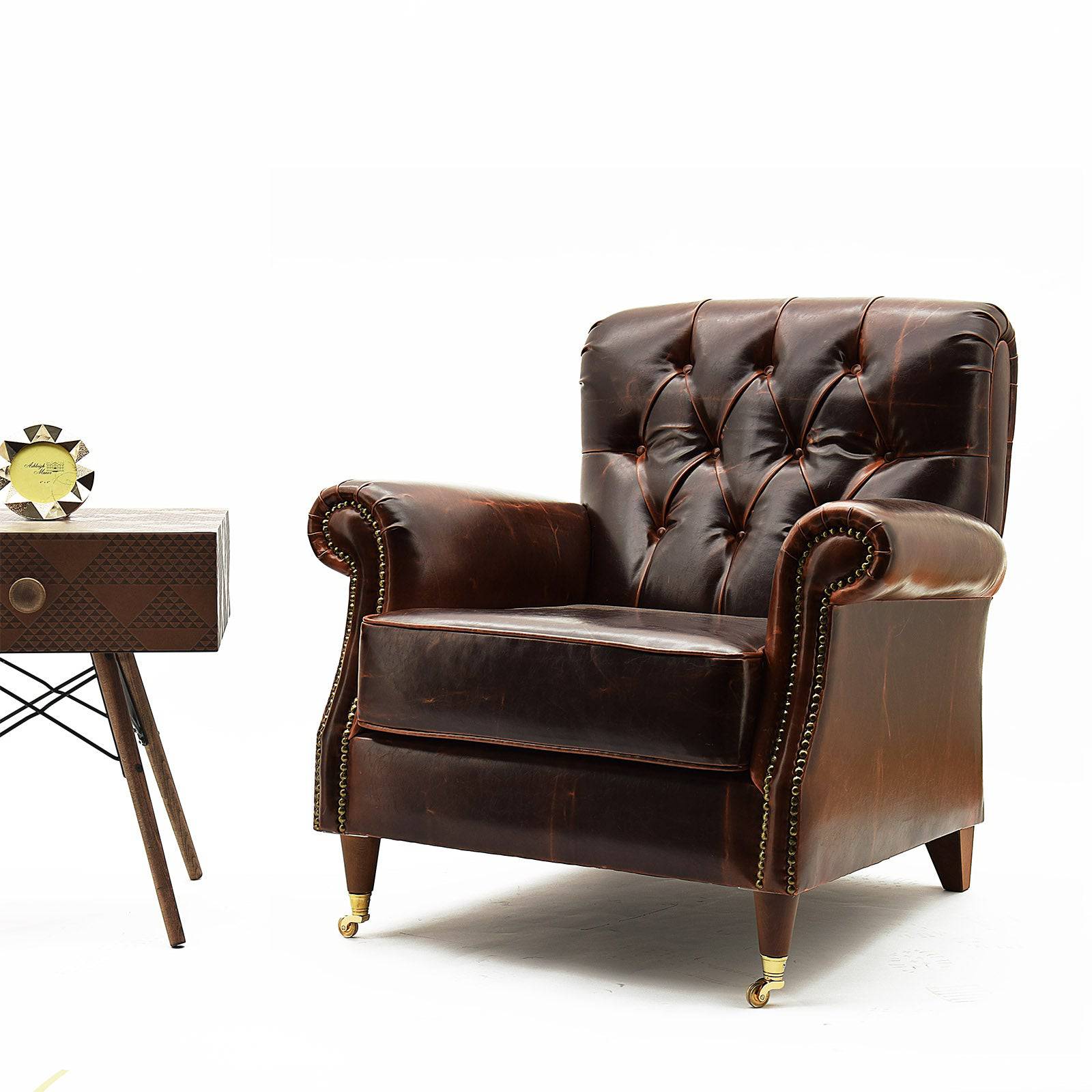 Corleone Armchair (Cupon) Lounge Bergere -  Armchairs | كرسي بذراعين من كورليوني - ebarza Furniture UAE | Shop Modern Furniture in Abu Dhabi & Dubai - مفروشات ايبازرا في الامارات | تسوق اثاث عصري وديكورات مميزة في دبي وابوظبي
