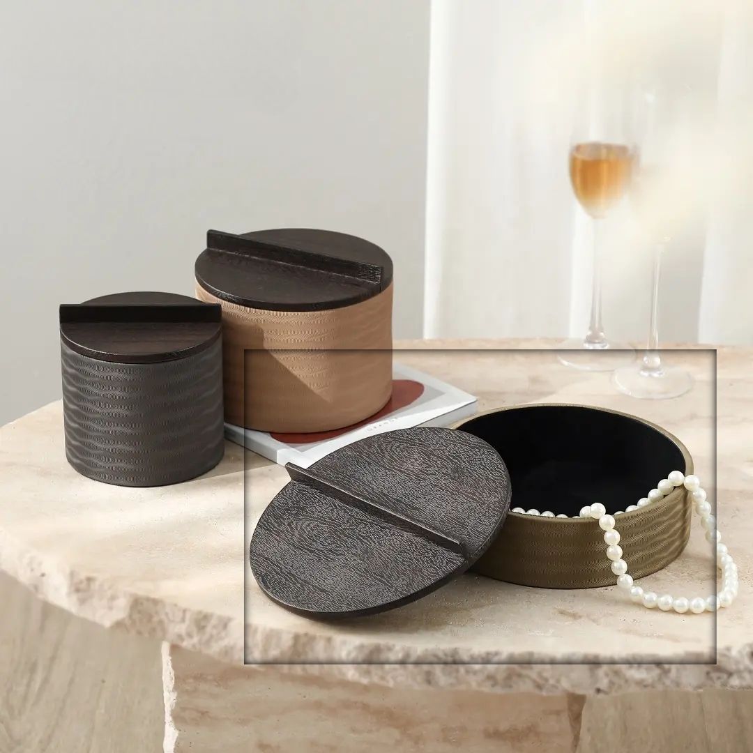 Corrugated Cylindrical Box A - FB-PG24008A -  Home Decor Figurines - ebarza Furniture UAE | Shop Modern Furniture in Abu Dhabi & Dubai - مفروشات ايبازرا في الامارات | تسوق اثاث عصري وديكورات مميزة في دبي وابوظبي