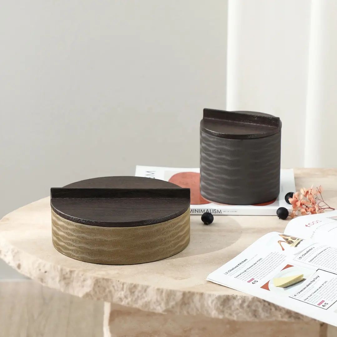 Decorative corrugated cylindrical box from BEACON, model FB-PG24008A, showing textured brown paper and sturdy construction.