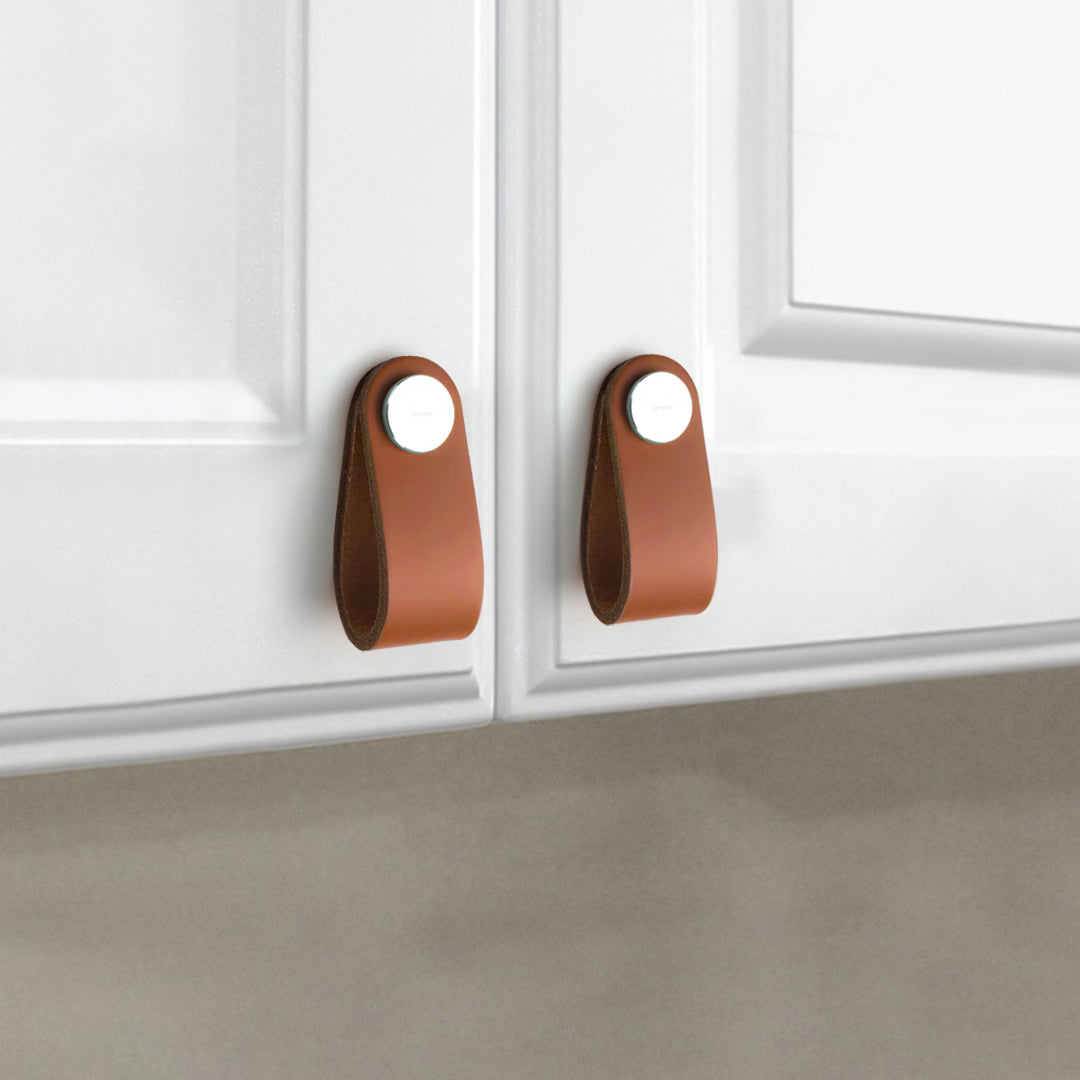 Cowhide layer and stainless steel button door handle by BEACON, featuring a stylish cowhide design and modern knob details.