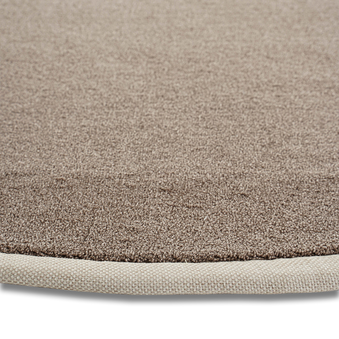 Cool Hali Bounty 92 Monterey rug featuring intricate patterns and soft colors, perfect for enhancing living room decor.