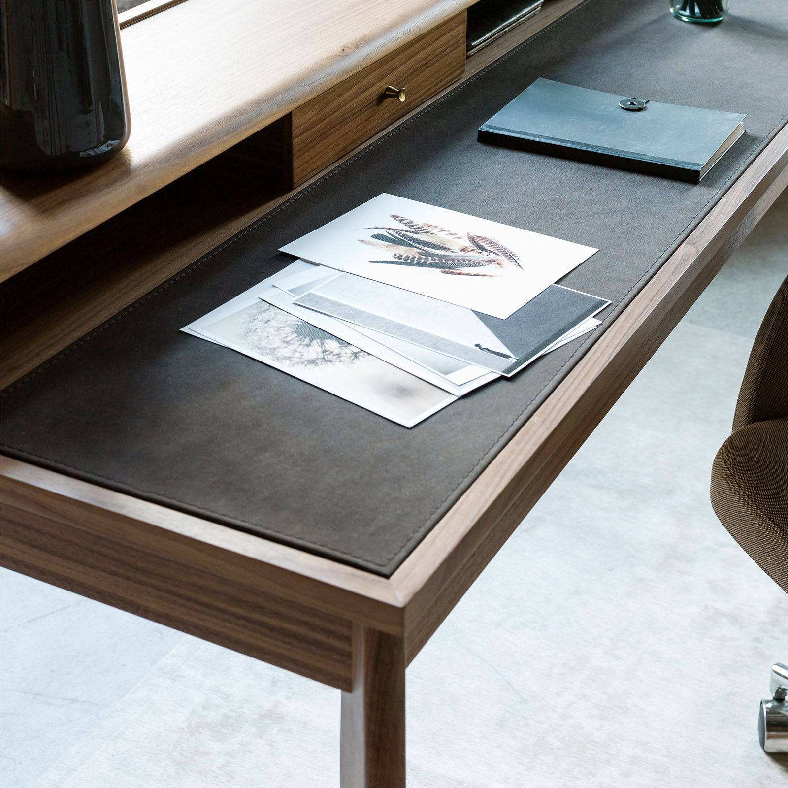 Davinci Desk Davinci-001 -  Office Desks | مكتب دا فينشي - ebarza Furniture UAE | Shop Modern Furniture in Abu Dhabi & Dubai - مفروشات ايبازرا في الامارات | تسوق اثاث عصري وديكورات مميزة في دبي وابوظبي