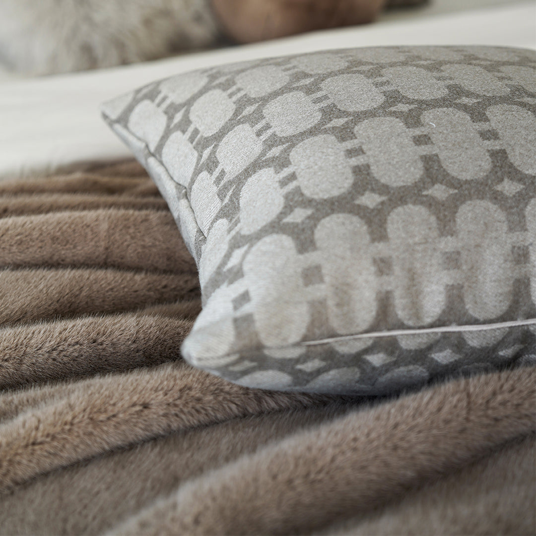 BEACON Delton Bedding Set in stylish design, featuring soft fabric and coordinated bedding pieces for a comfortable bedroom look.