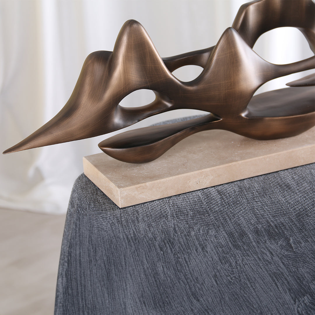 BEACON desktop sculpture KA3339 / BA061 home decor figurine, detailed figurine for stylish desktop decor.