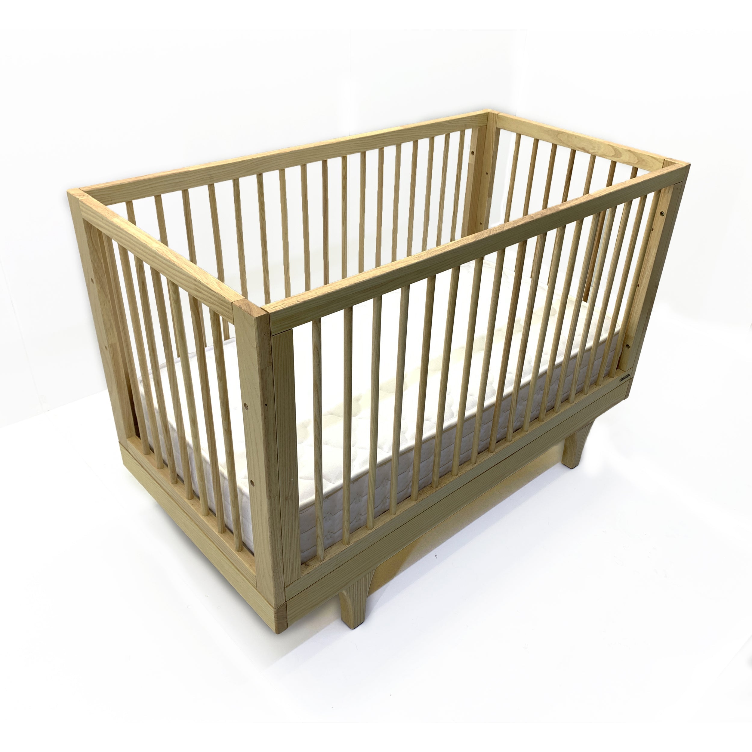 Display Item - Baby Crib Et-Y005-NYAS -  DISPLAY ITEM - ebarza Furniture UAE | Shop Modern Furniture in Abu Dhabi & Dubai - مفروشات ايبازرا في الامارات | تسوق اثاث عصري وديكورات مميزة في دبي وابوظبي