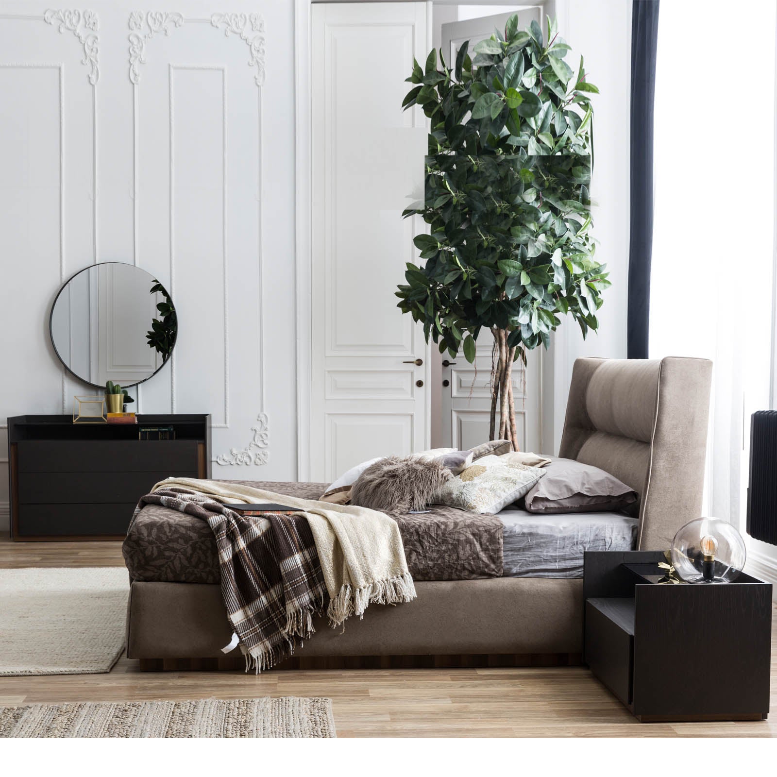 Saloni Block Dresser Leg001 display item, showcasing a sleek wooden dresser leg with a modern design and smooth finish.