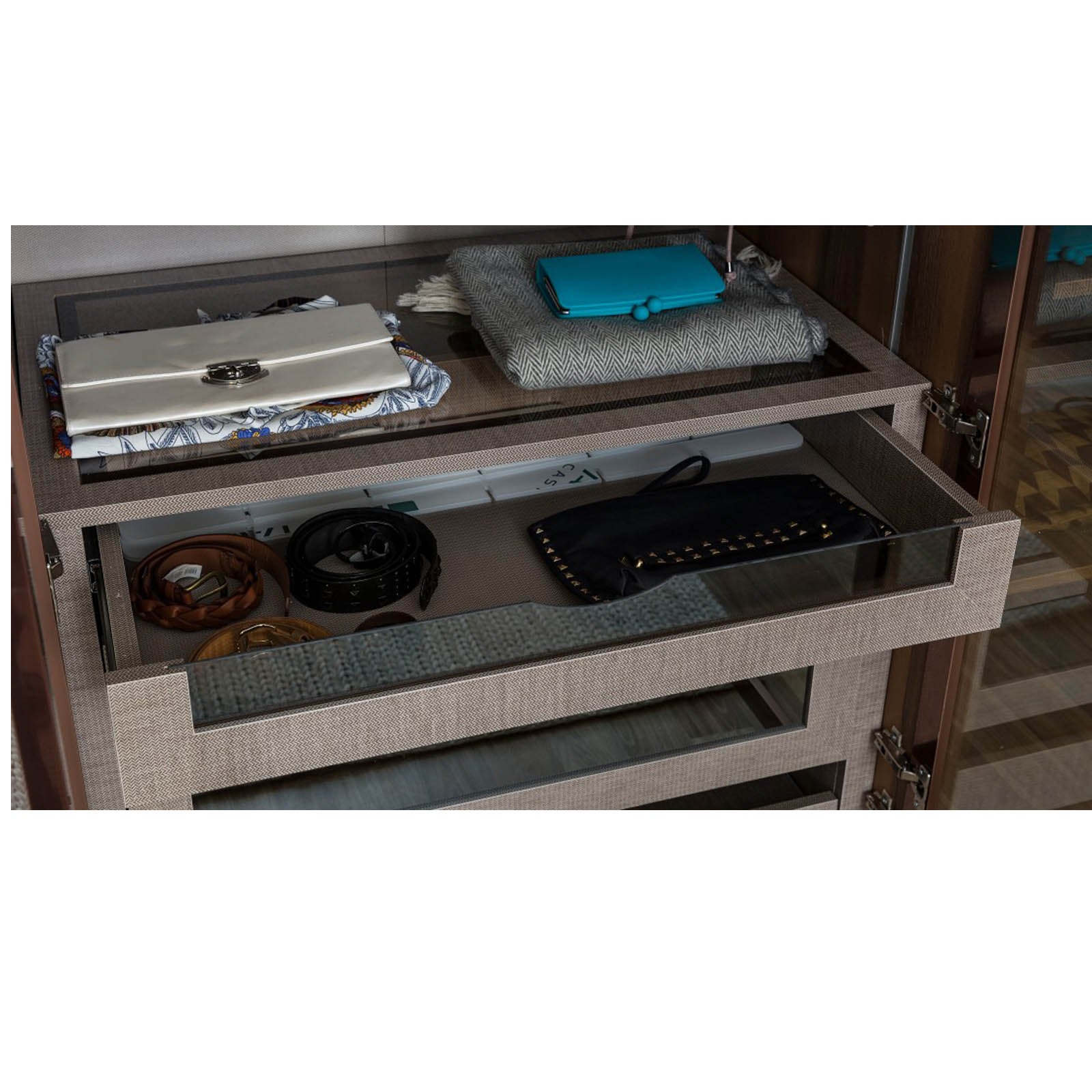 Display item - Block Make-Up  Module  Blockmake-Up(Penny Table)Nakheel -  DISPLAY ITEM - ebarza Furniture UAE | Shop Modern Furniture in Abu Dhabi & Dubai - مفروشات ايبازرا في الامارات | تسوق اثاث عصري وديكورات مميزة في دبي وابوظبي