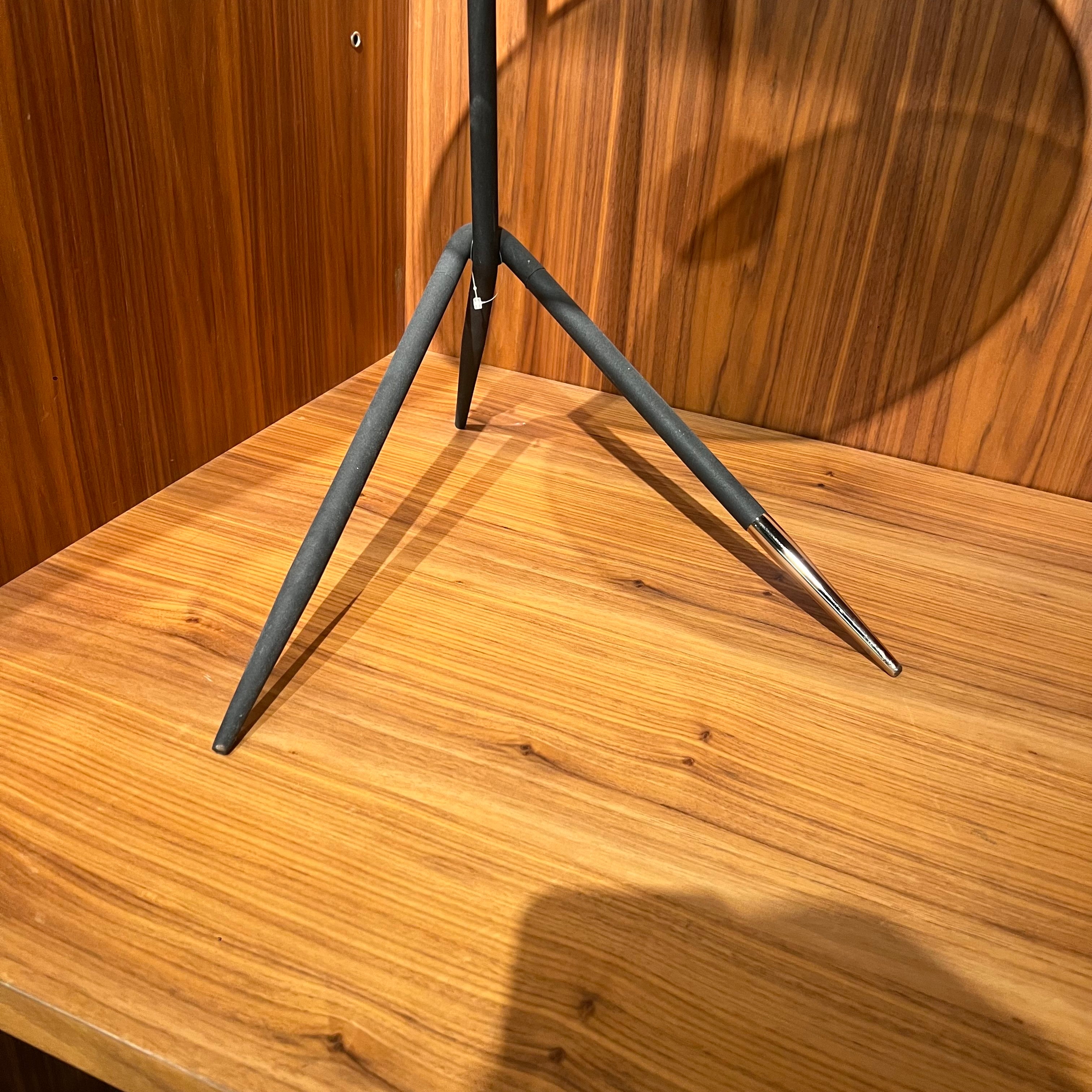Clear side table with a sleek modern design, branded TOGO HOME STYLE, featuring transparent glass surfaces and minimalist style.