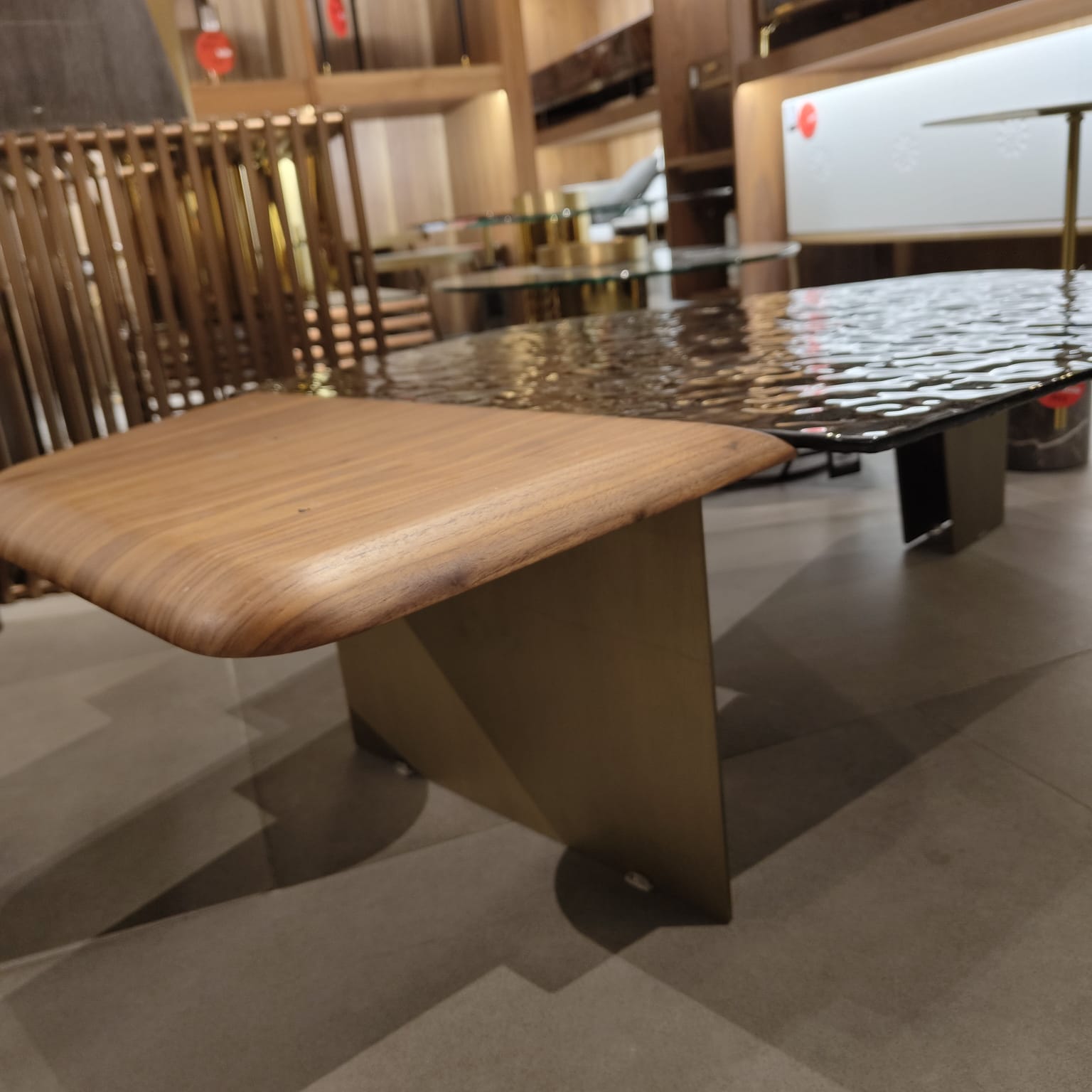 Display Item - Era Center Table Era-001YAS -  DISPLAY ITEM - ebarza Furniture UAE | Shop Modern Furniture in Abu Dhabi & Dubai - مفروشات ايبازرا في الامارات | تسوق اثاث عصري وديكورات مميزة في دبي وابوظبي