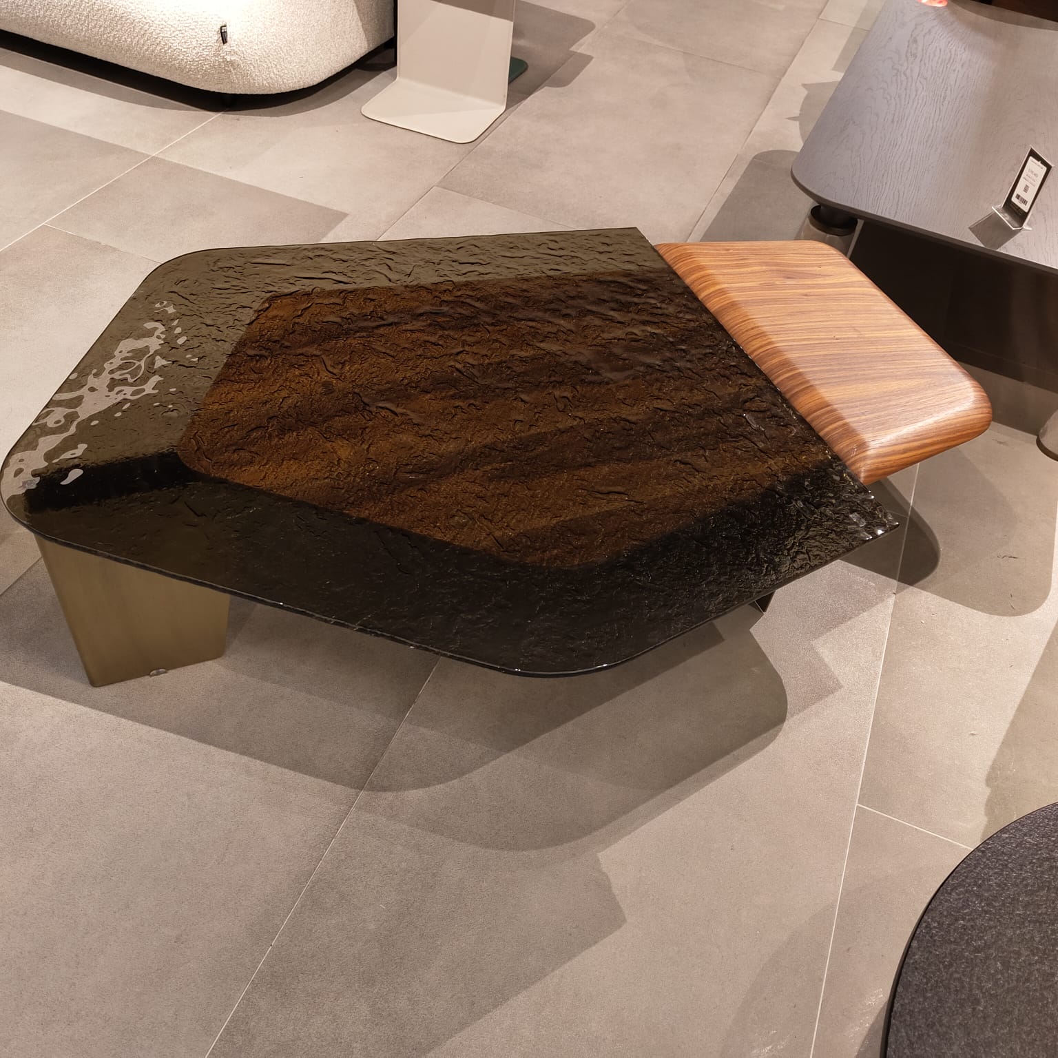 Display Item - Era Center Table Era-001YAS -  DISPLAY ITEM - ebarza Furniture UAE | Shop Modern Furniture in Abu Dhabi & Dubai - مفروشات ايبازرا في الامارات | تسوق اثاث عصري وديكورات مميزة في دبي وابوظبي