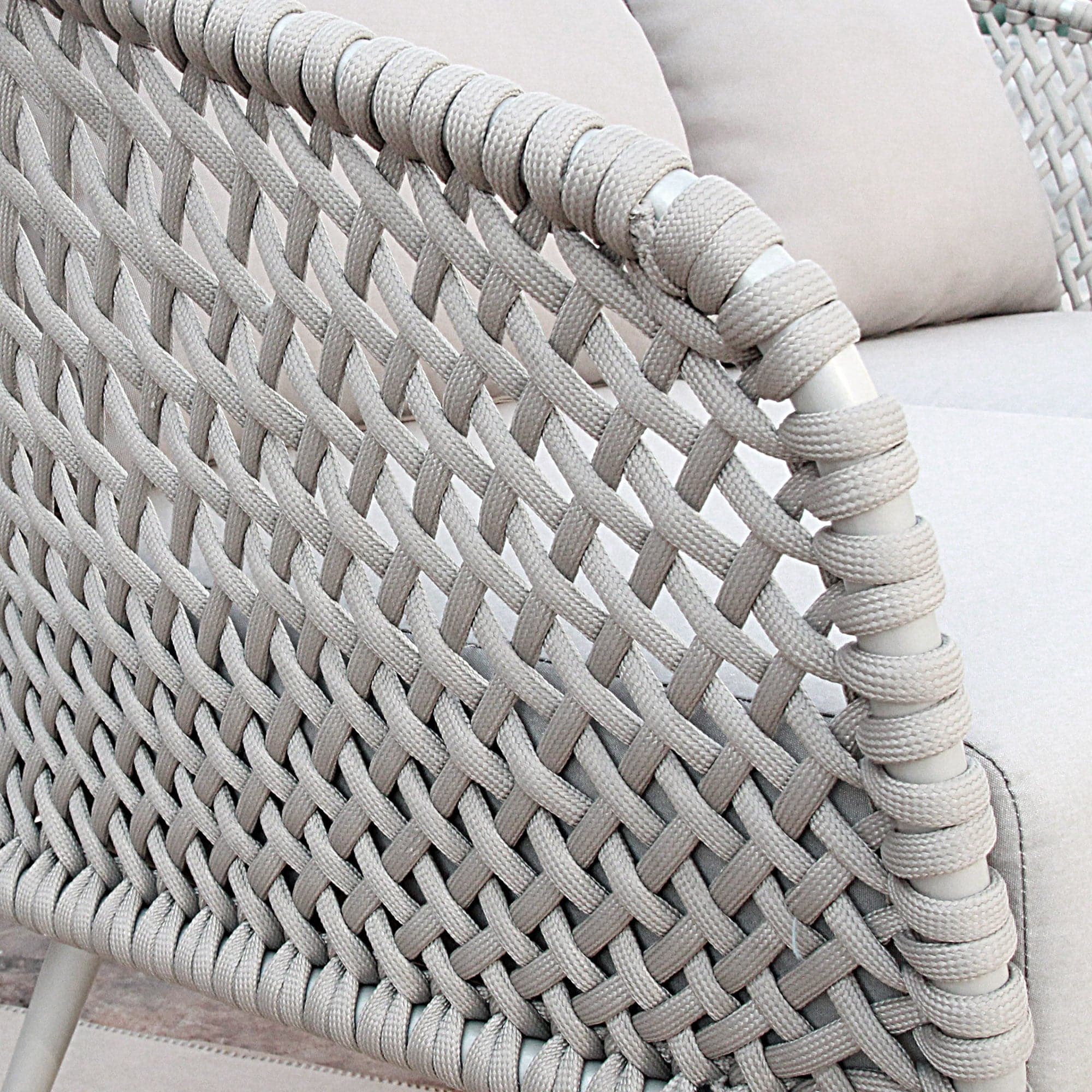 Display of the BEACON Evolve outdoor armchair with modern design, featuring a sturdy frame and comfortable cushioning.