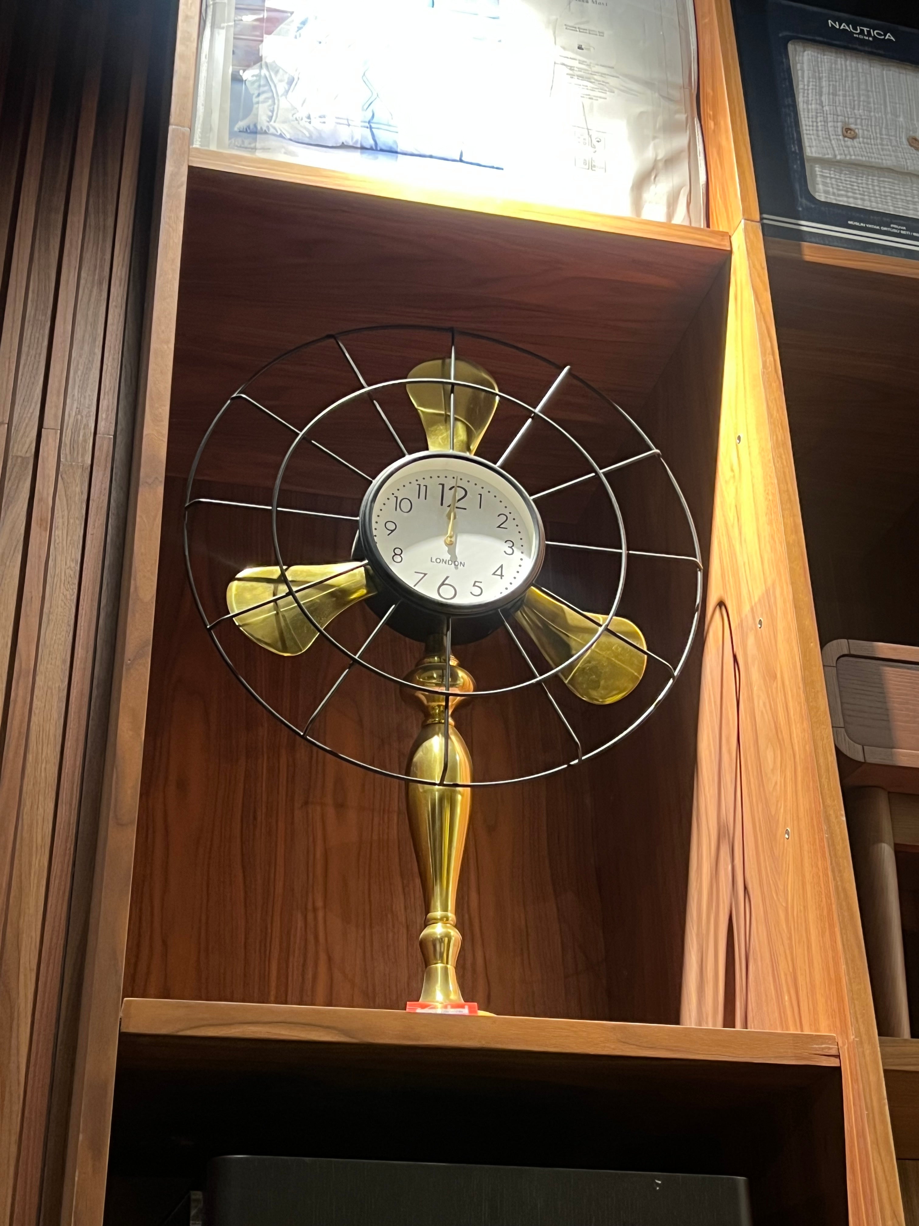 Display Item - Fan-Style Table Clock 14840-02 Nakheel -  DISPLAY ITEM - ebarza Furniture UAE | Shop Modern Furniture in Abu Dhabi & Dubai - مفروشات ايبازرا في الامارات | تسوق اثاث عصري وديكورات مميزة في دبي وابوظبي