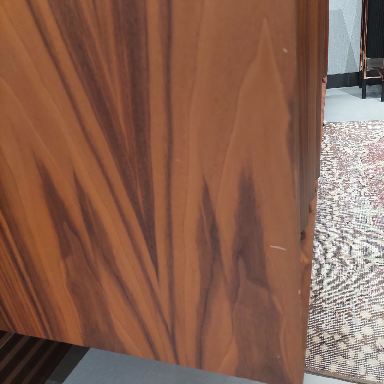 Display Item Ginda Side-board And Mirror Ginda009-Nakheel -  DISPLAY ITEM - ebarza Furniture UAE | Shop Modern Furniture in Abu Dhabi & Dubai - مفروشات ايبازرا في الامارات | تسوق اثاث عصري وديكورات مميزة في دبي وابوظبي