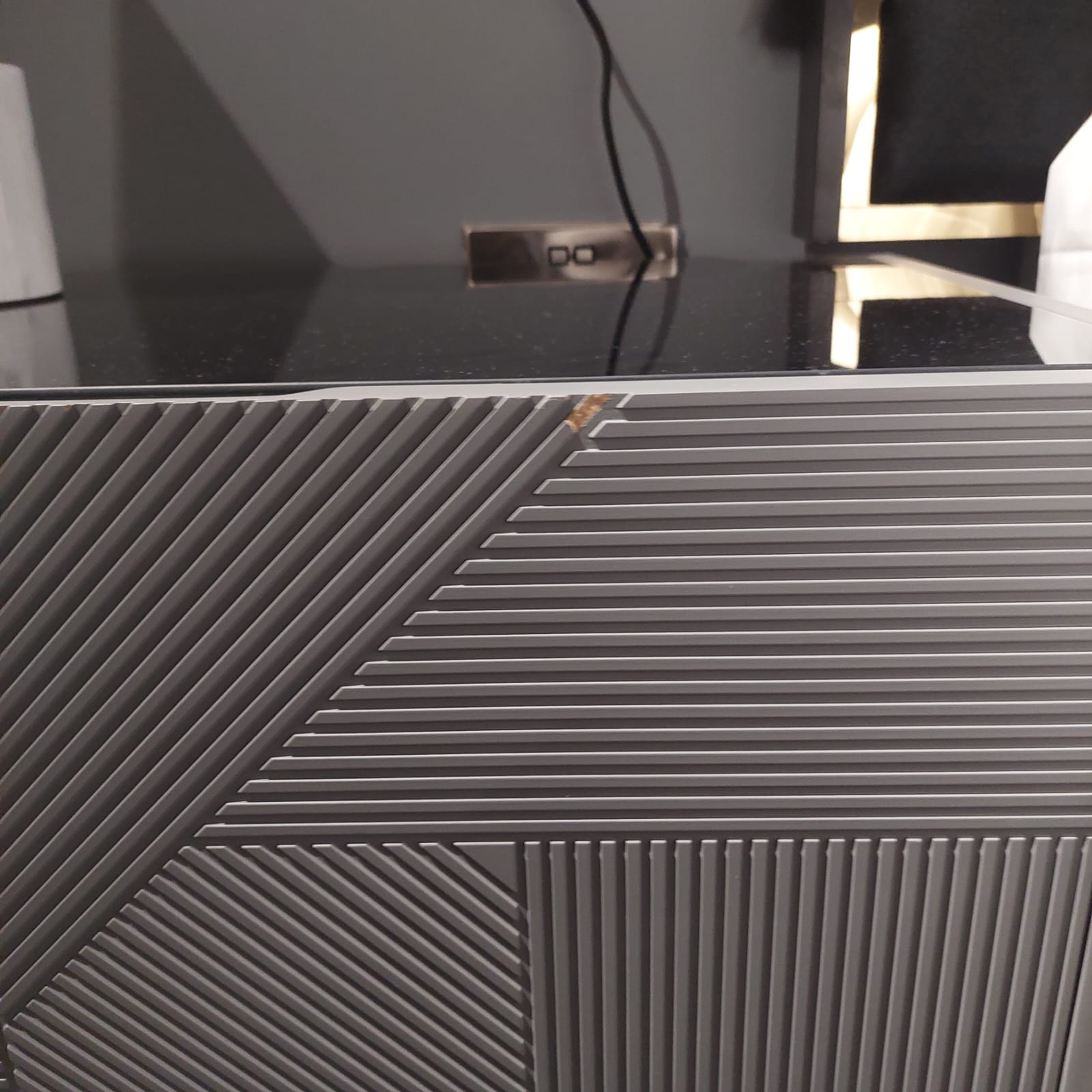 Display Item - Grey Bedroom set  Diva022-BedroomYAS -  DISPLAY ITEM - ebarza Furniture UAE | Shop Modern Furniture in Abu Dhabi & Dubai - مفروشات ايبازرا في الامارات | تسوق اثاث عصري وديكورات مميزة في دبي وابوظبي