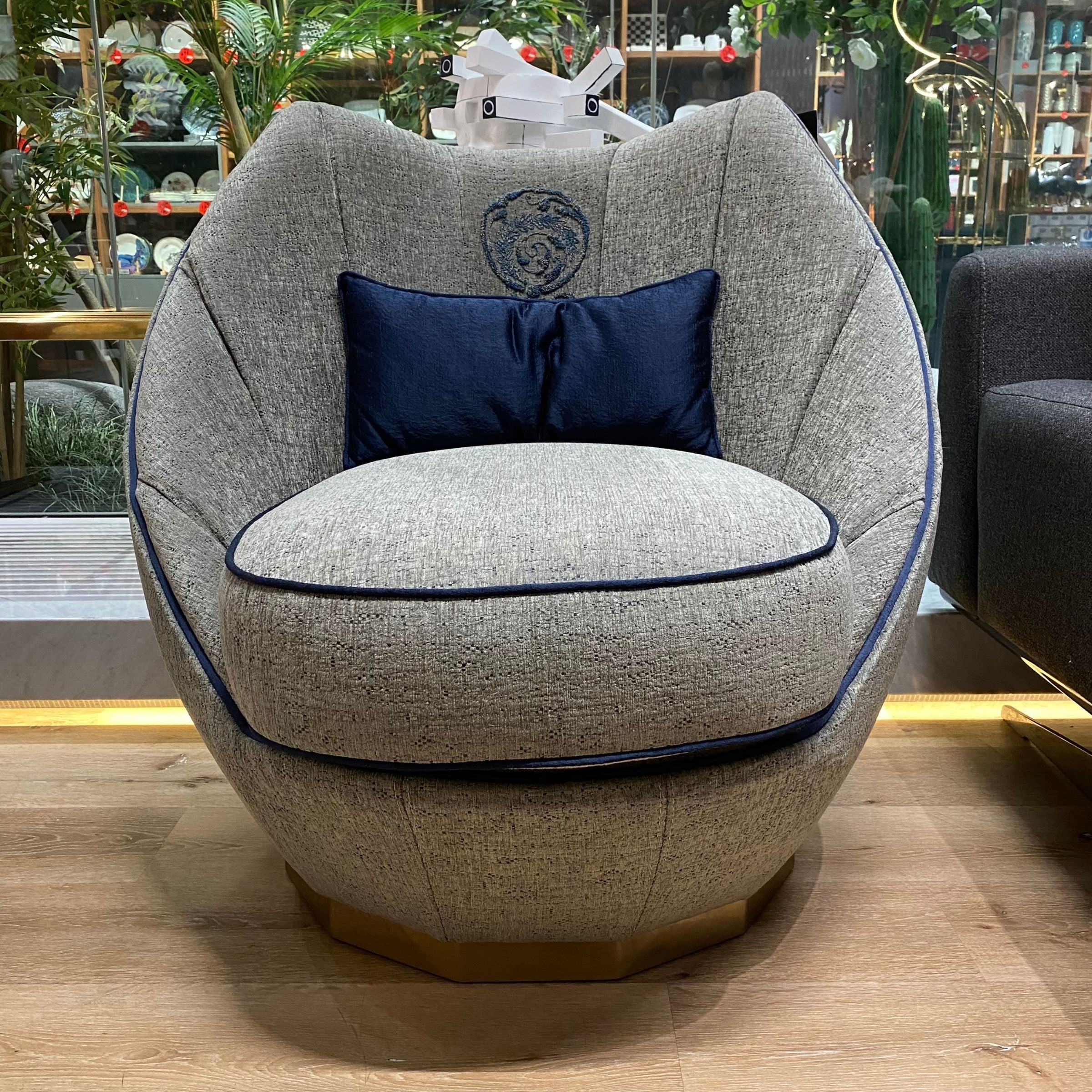 Display Item - Lisa Armchair Sofa Lisa-Vol2Chair-Nakheel -  DISPLAY ITEM - ebarza Furniture UAE | Shop Modern Furniture in Abu Dhabi & Dubai - مفروشات ايبازرا في الامارات | تسوق اثاث عصري وديكورات مميزة في دبي وابوظبي