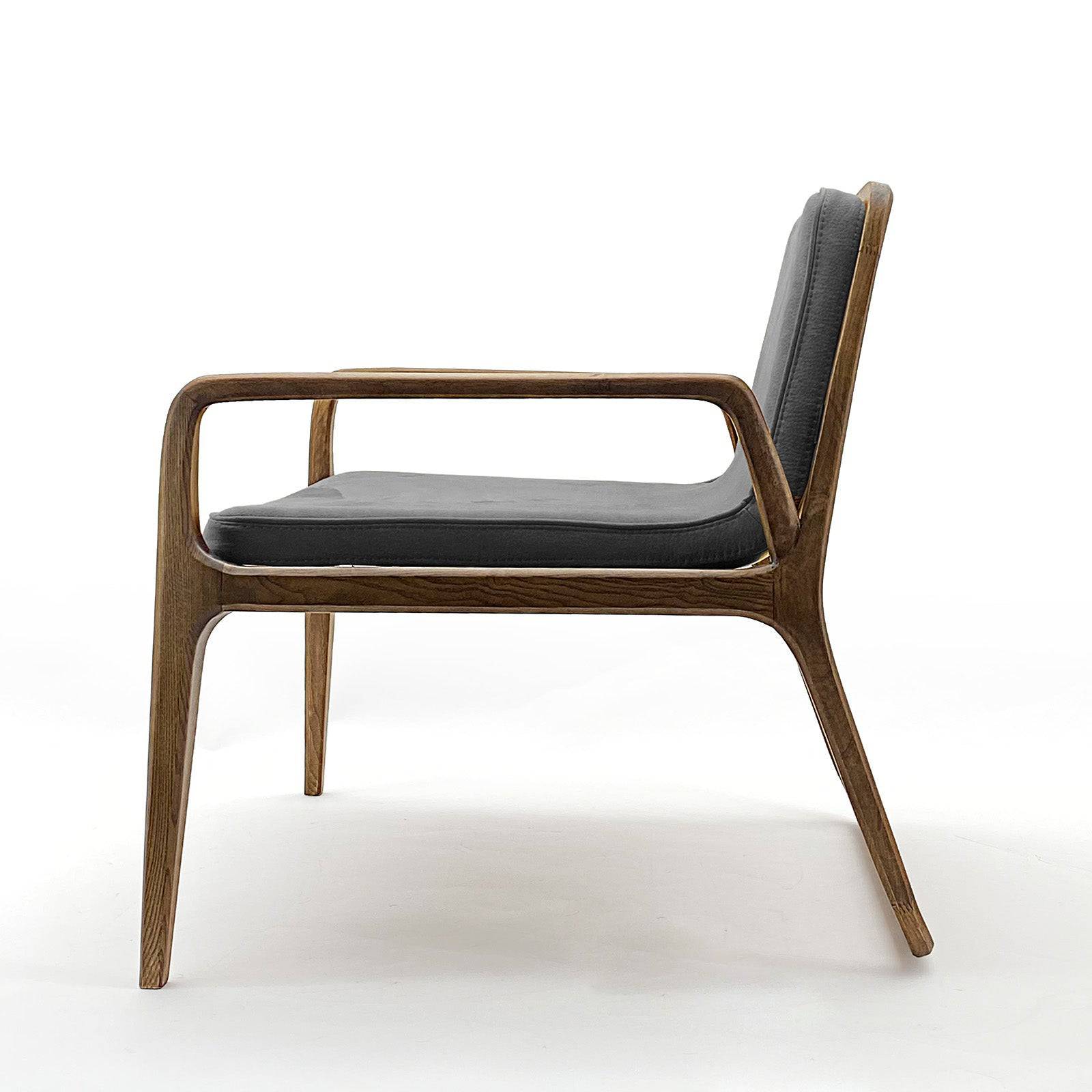 Display  Item - Loft Solid Wood Lounge Chair Loft-G-001(120) -  USED ITEM | قطعة من المعرض - كرسي صالة من الخشب الصلب من لوفت - ebarza Furniture UAE | Shop Modern Furniture in Abu Dhabi & Dubai - مفروشات ايبازرا في الامارات | تسوق اثاث عصري وديكورات مميزة في دبي وابوظبي