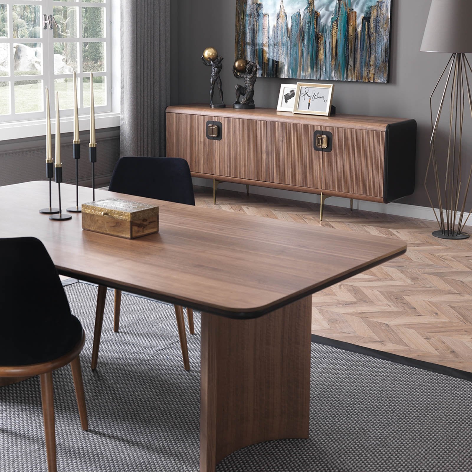 YOL LIVING Luna dining chair display model with a modern design, featuring a sleek frame and cushioned seat.